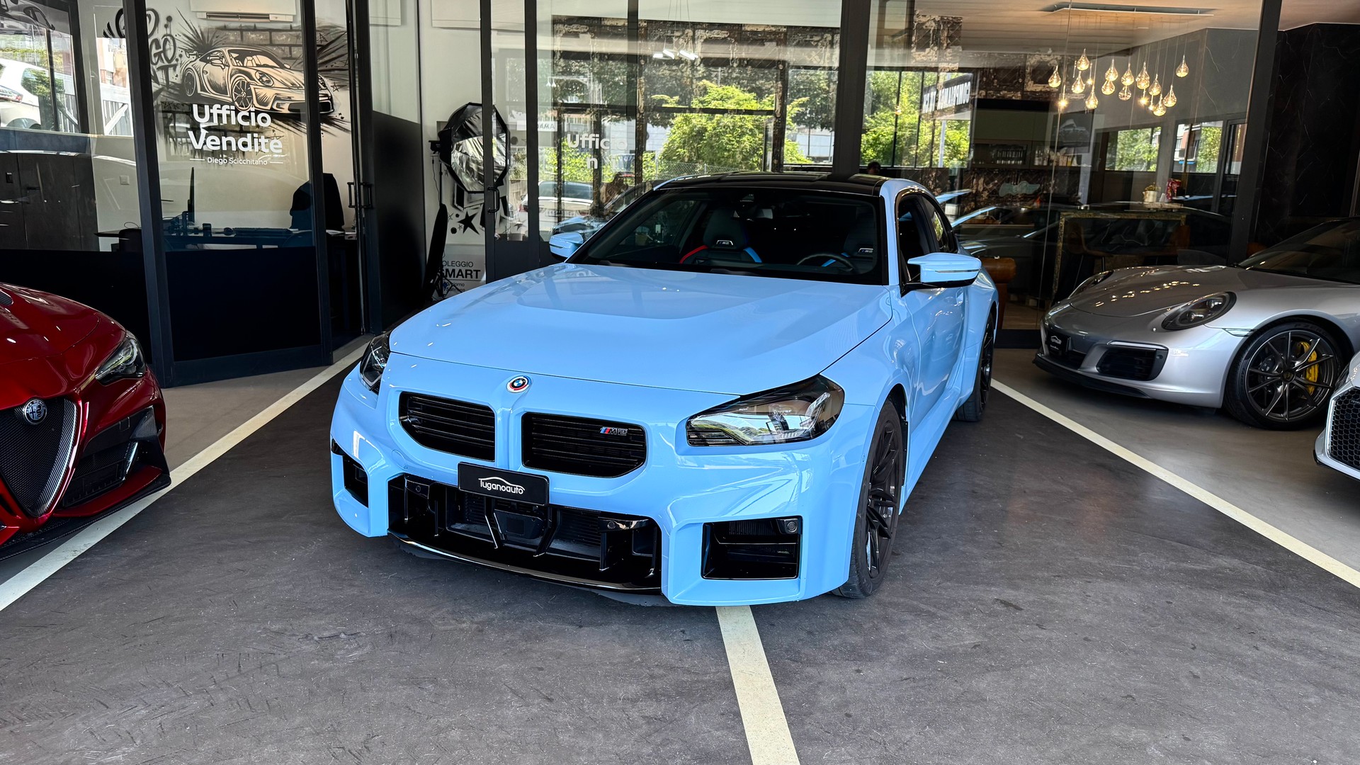 BMW M2 Steptronic-image-2