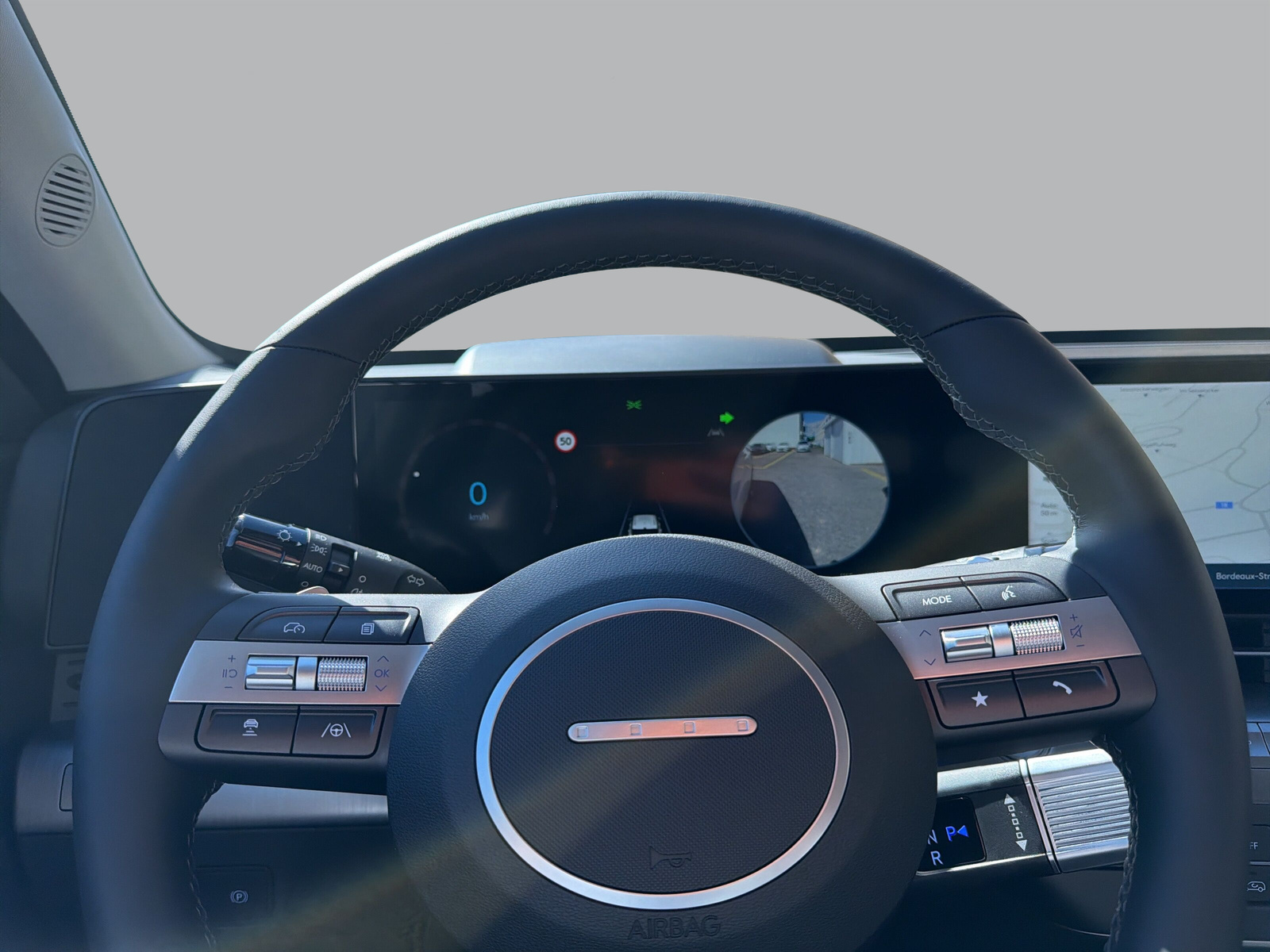 HYUNDAI Kona EV 65.4 kWh Vertex-image-8