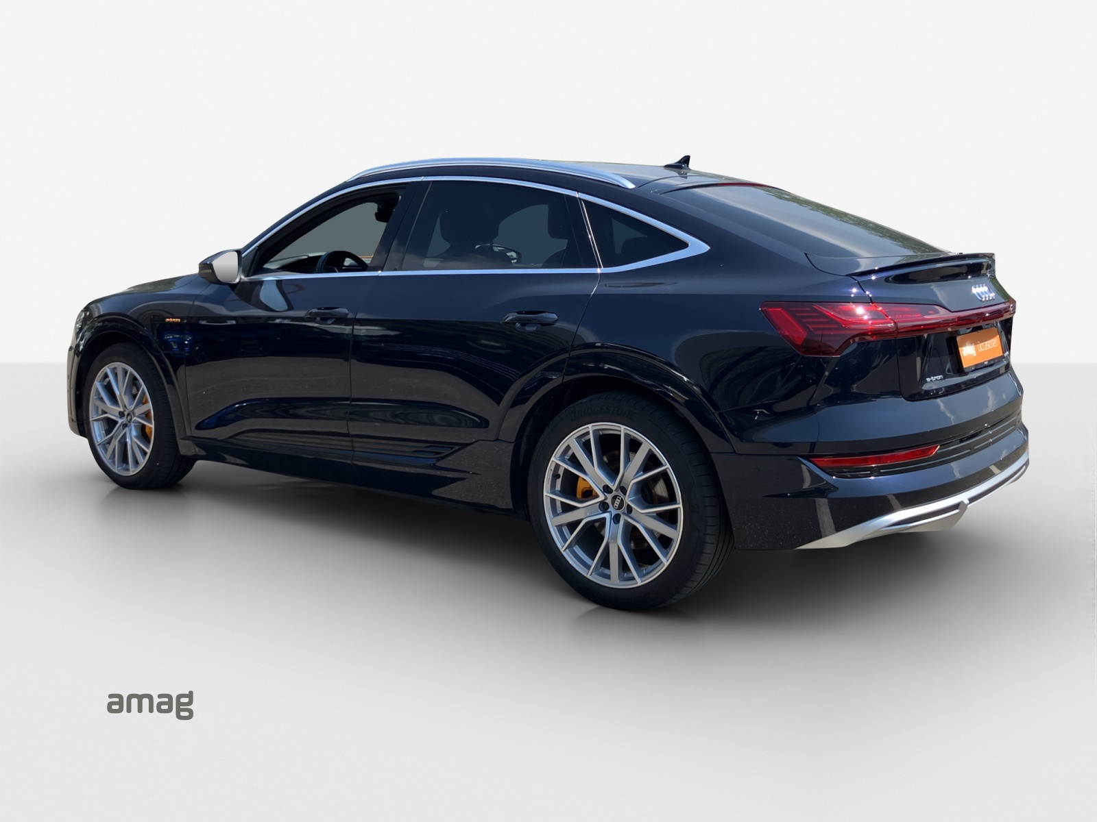 AUDI e-tron 55 Sportback S Line quattro-image-2