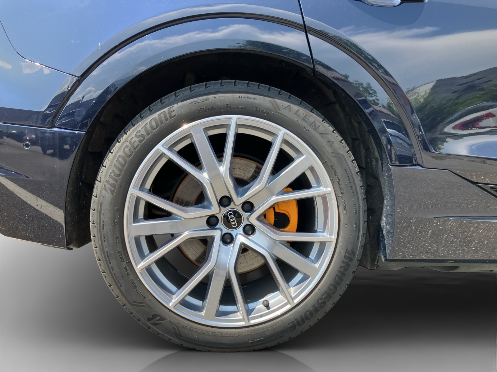 AUDI e-tron 55 Sportback S Line quattro-image-14