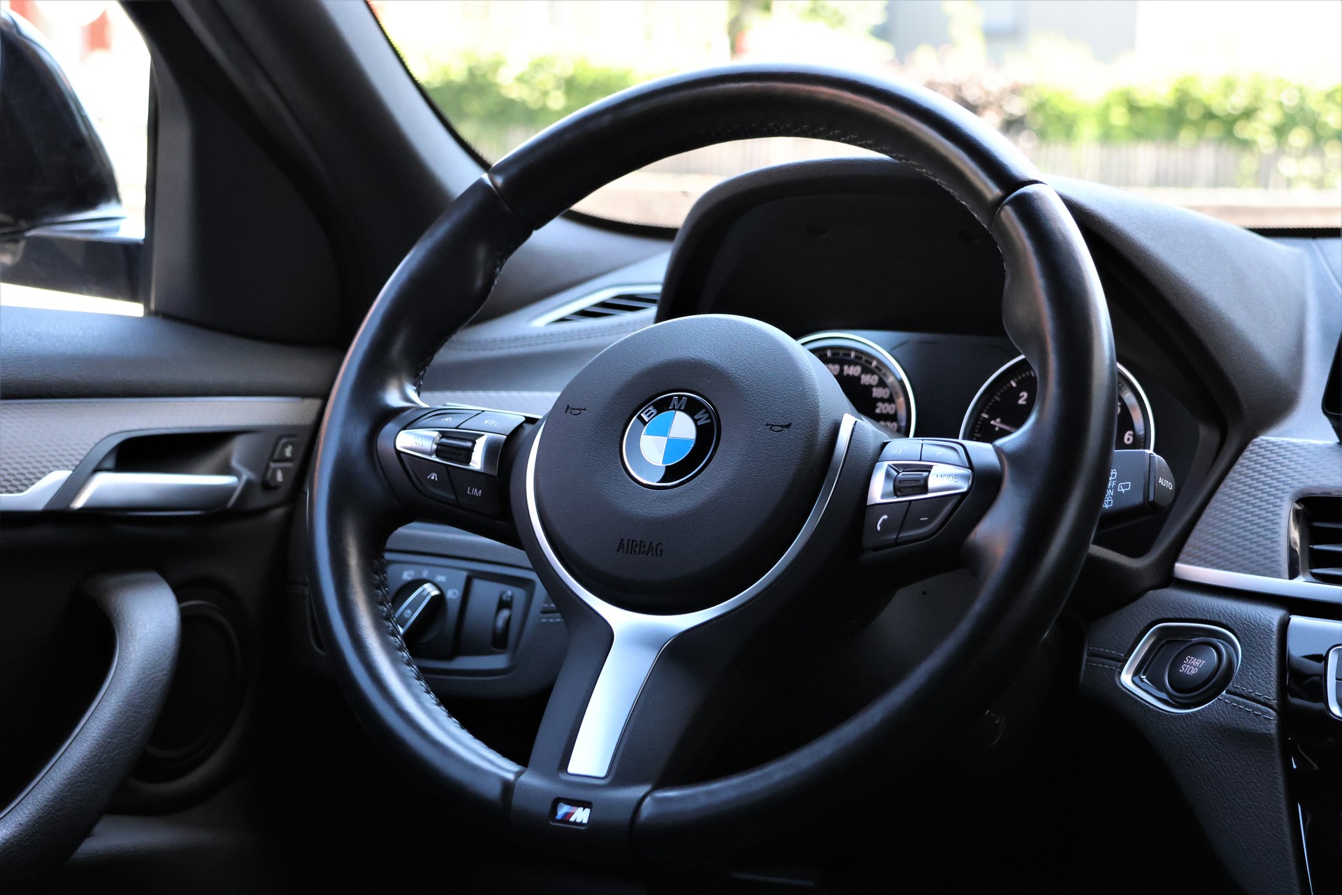 BMW X2 xDrive 25e M Sport Steptronic (CH)-image-12