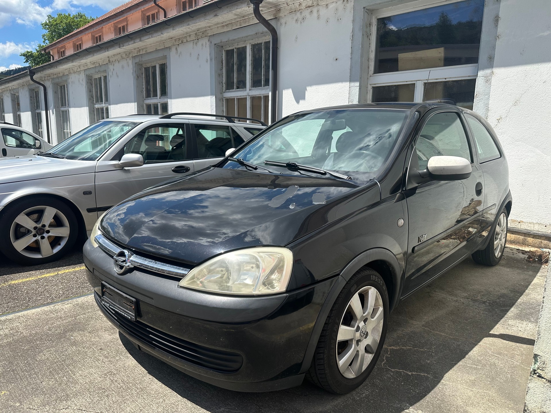 OPEL Corsa 1.2 16V Njoy mit Klima/Funktioniert soweit alles!-showroom-element-1