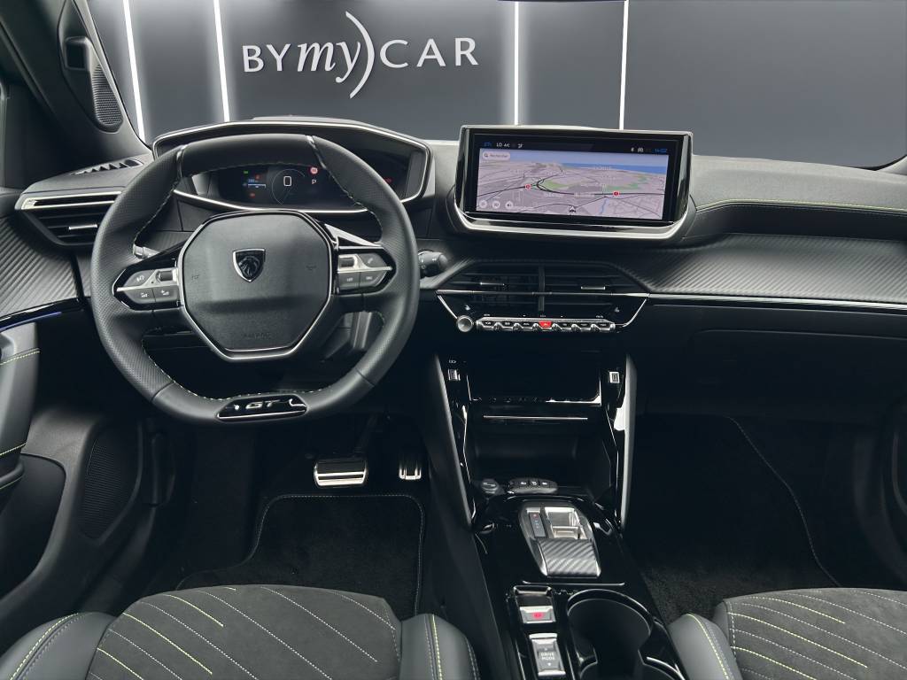 PEUGEOT 2008 1.2 145 MHEV GT-image-5