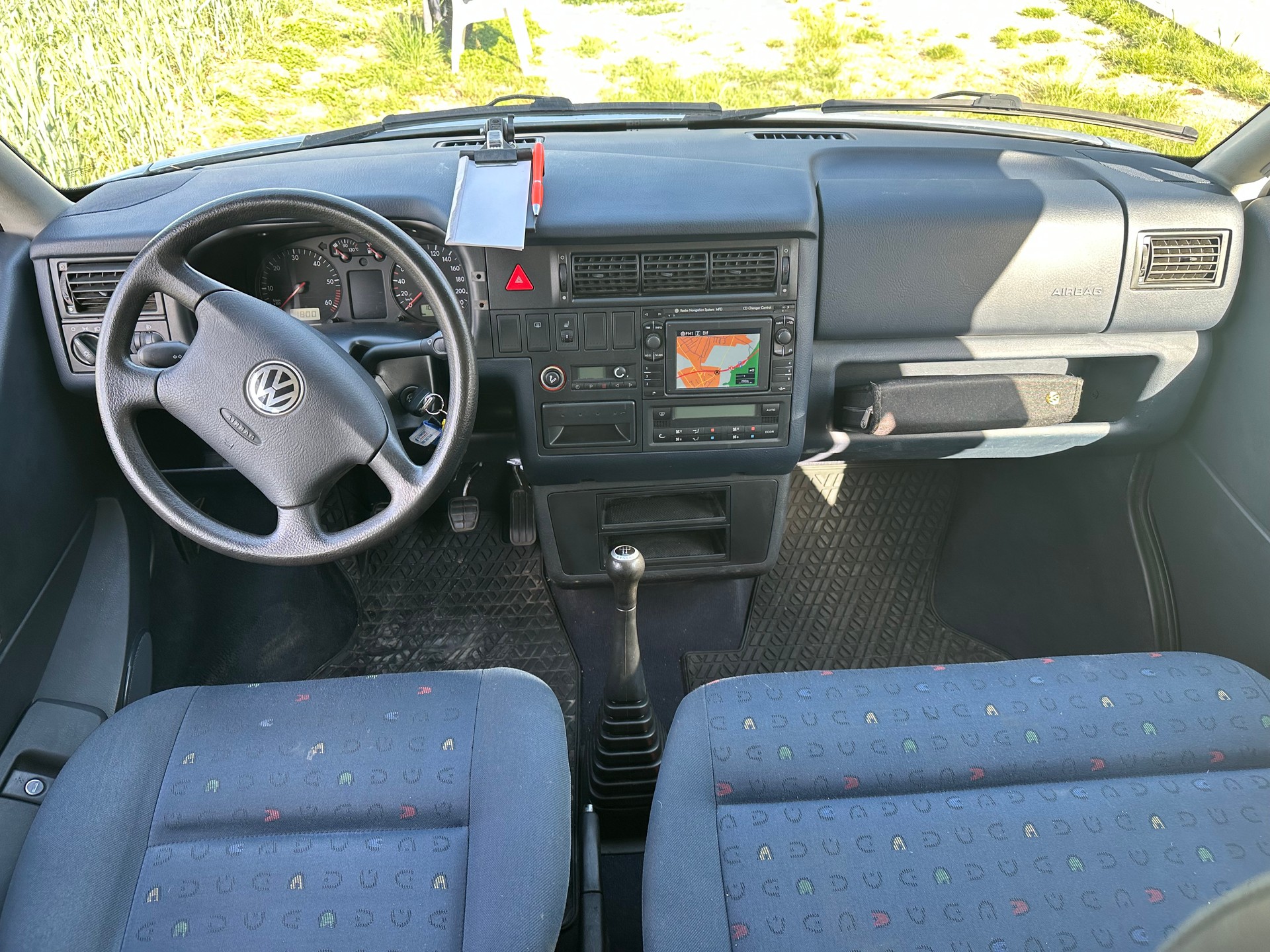 VW T4 Caravelle 2.5 syncro SWISS-image-3