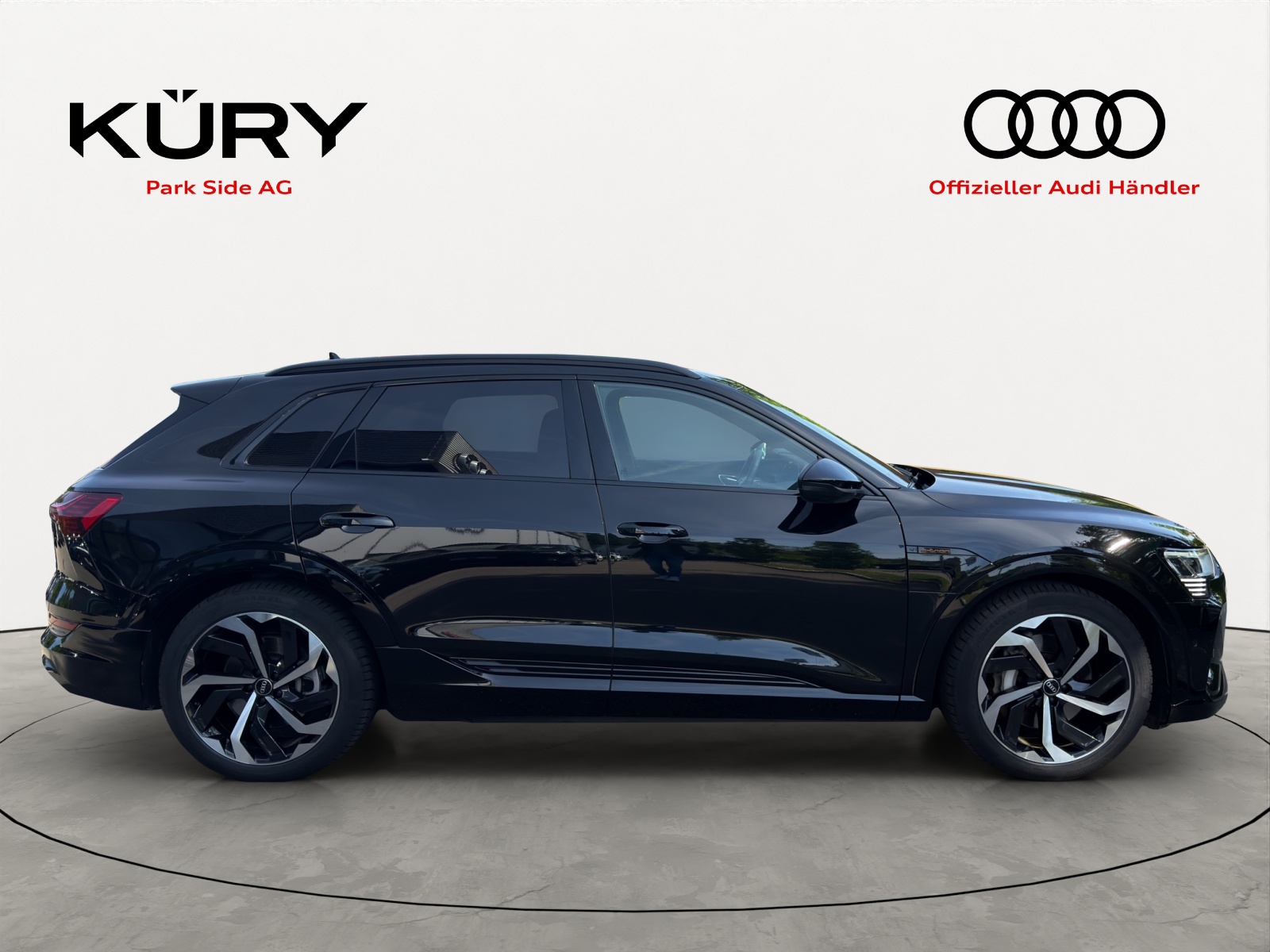 AUDI e-tron 55 S line Black Edition 408PS-image-2