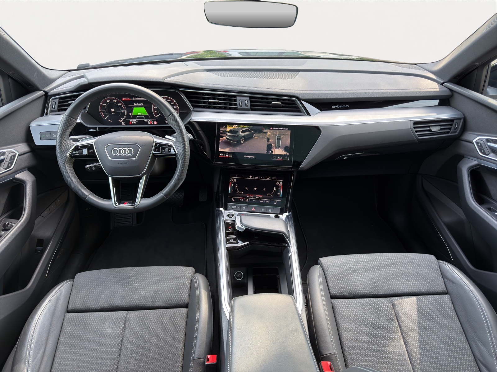 AUDI e-tron 55 S line Black Edition 408PS-image-5