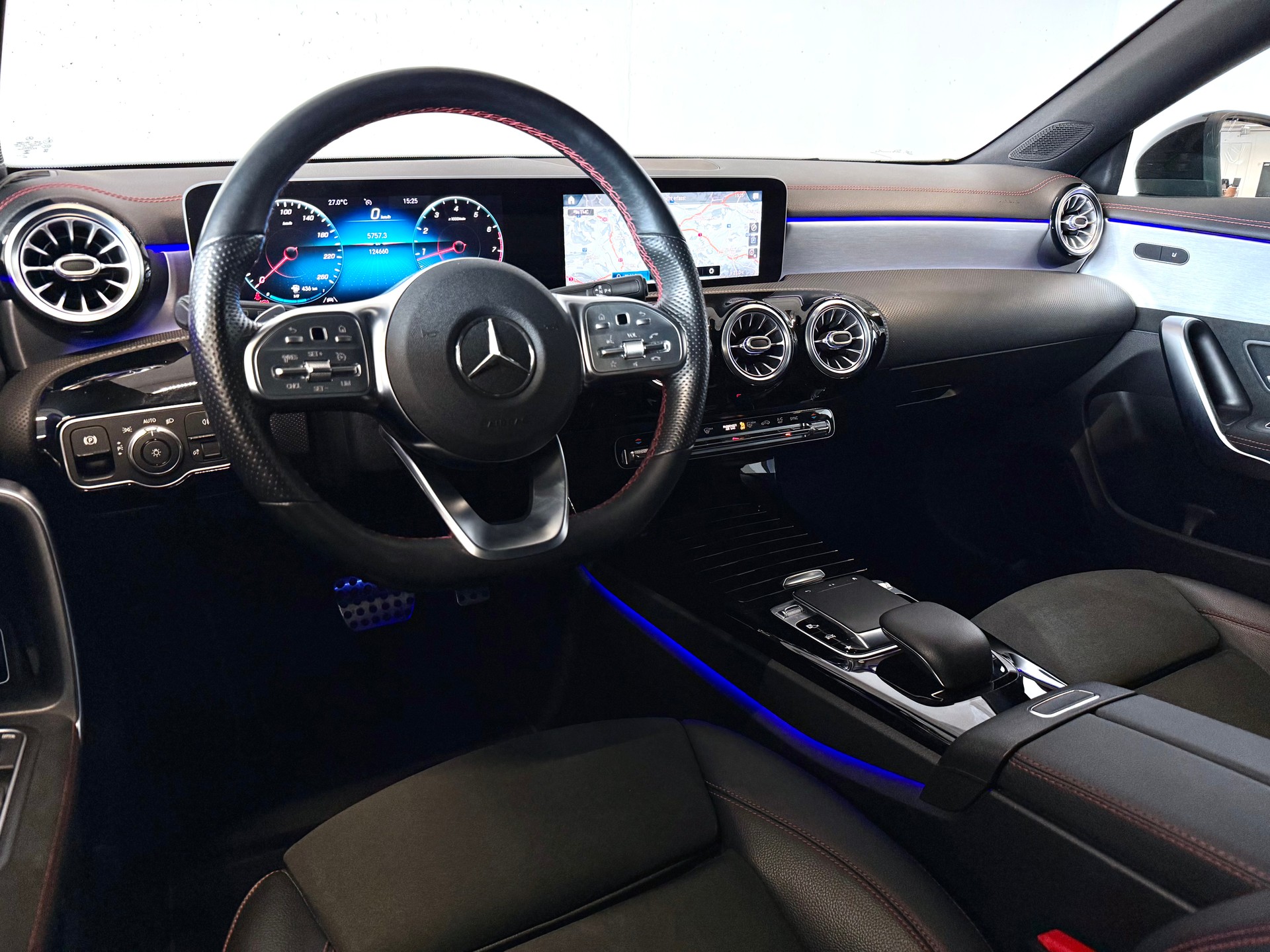 MERCEDES-BENZ CLA SHOOTING BRAKE 200 | AMG LINE | AUTOMAT | CH-FZG-image-7