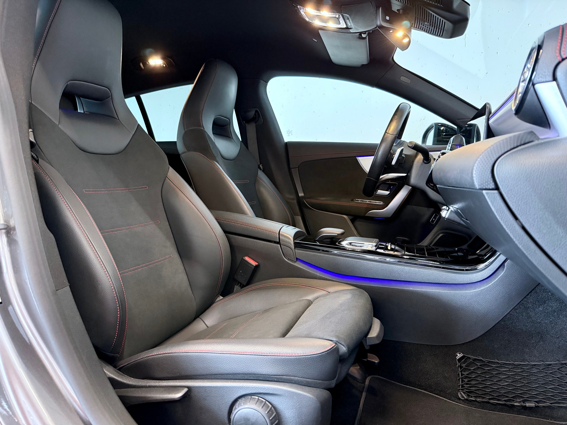 MERCEDES-BENZ CLA SHOOTING BRAKE 200 | AMG LINE | AUTOMAT | CH-FZG-image-13
