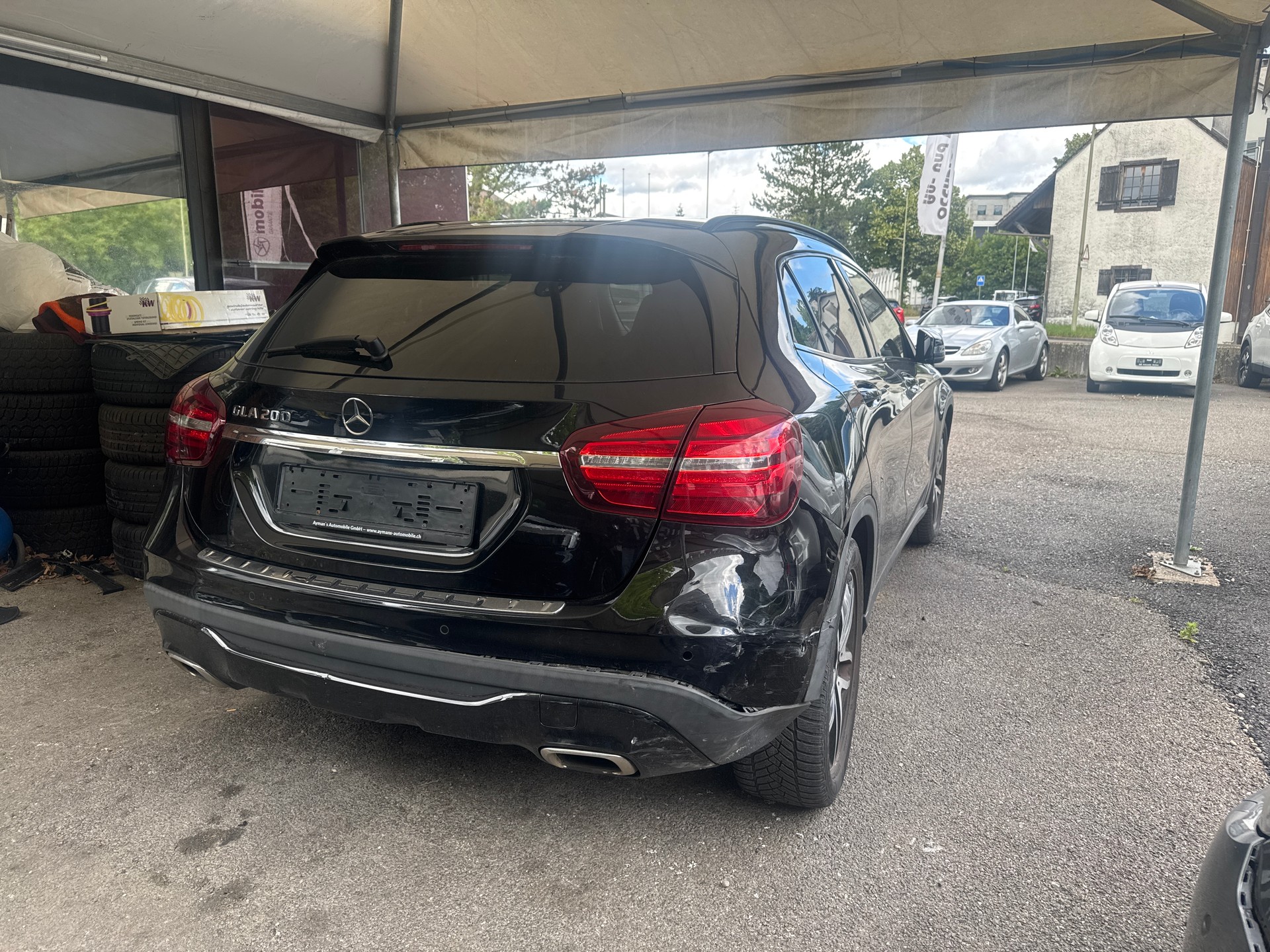 MERCEDES-BENZ GLA 200 Urban 7G-DCT-image-4