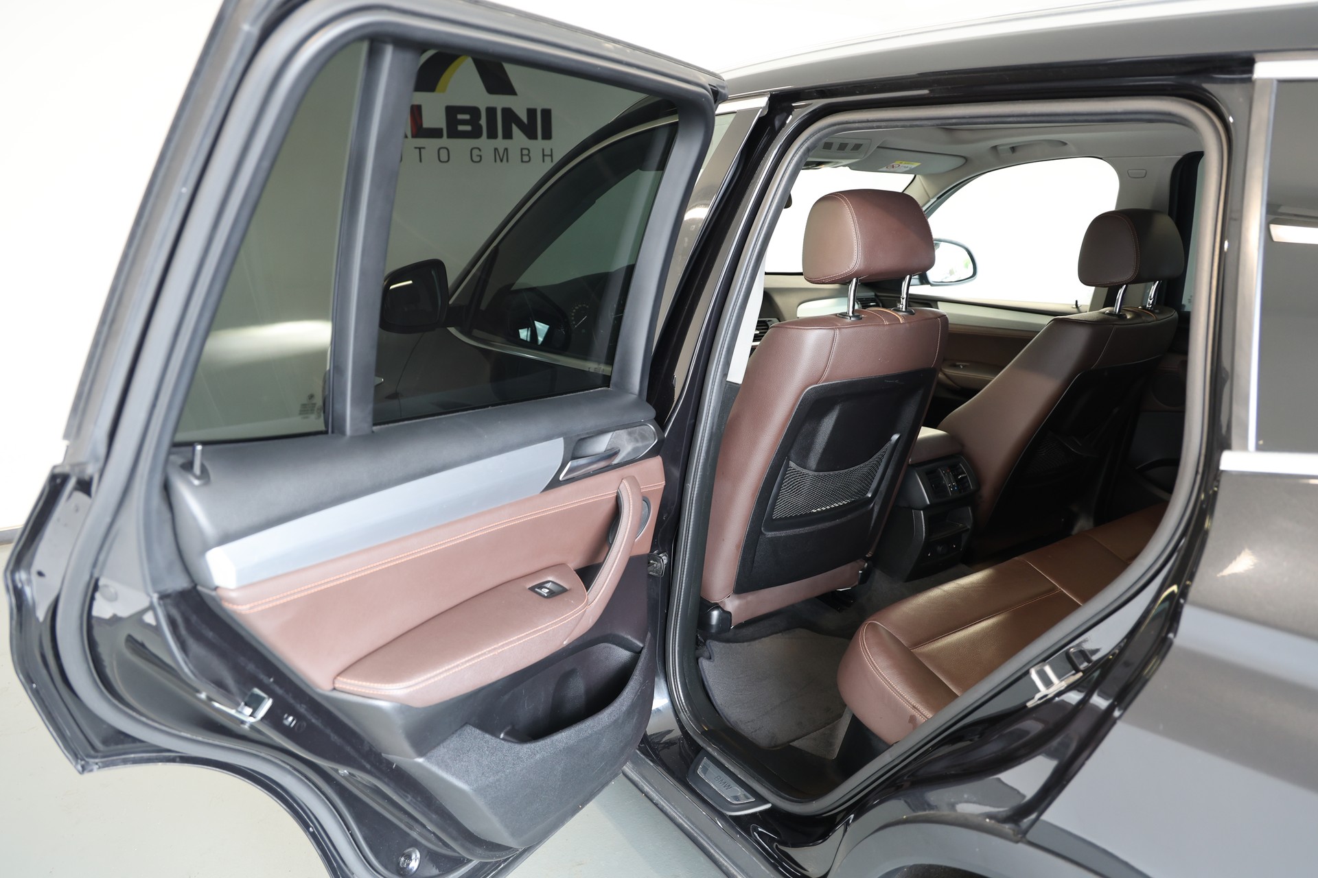 BMW X3 xDrive 35d Steptronic-image-16