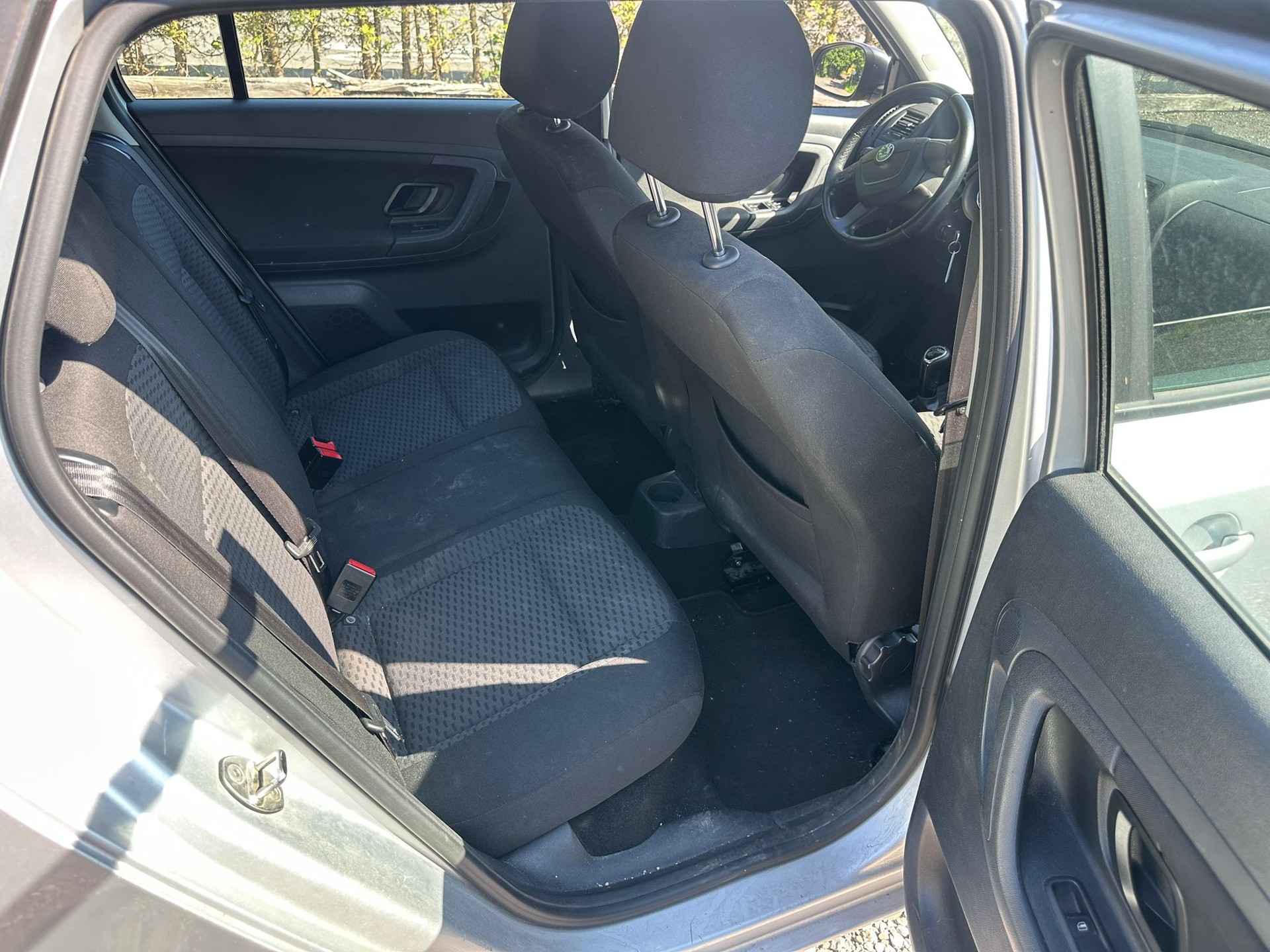 SKODA Fabia 1.2 TDI Greenline-image-9