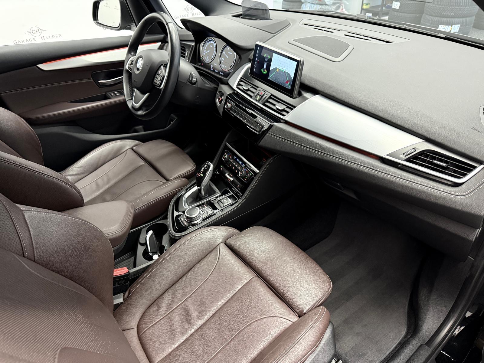 BMW 218d xDrive Gran Tourer-image-12