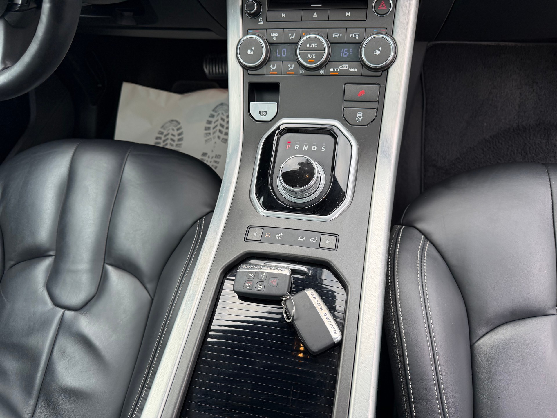 LAND ROVER Range Rover Evoque 2.0 Si4 Prestige AT6-image-16