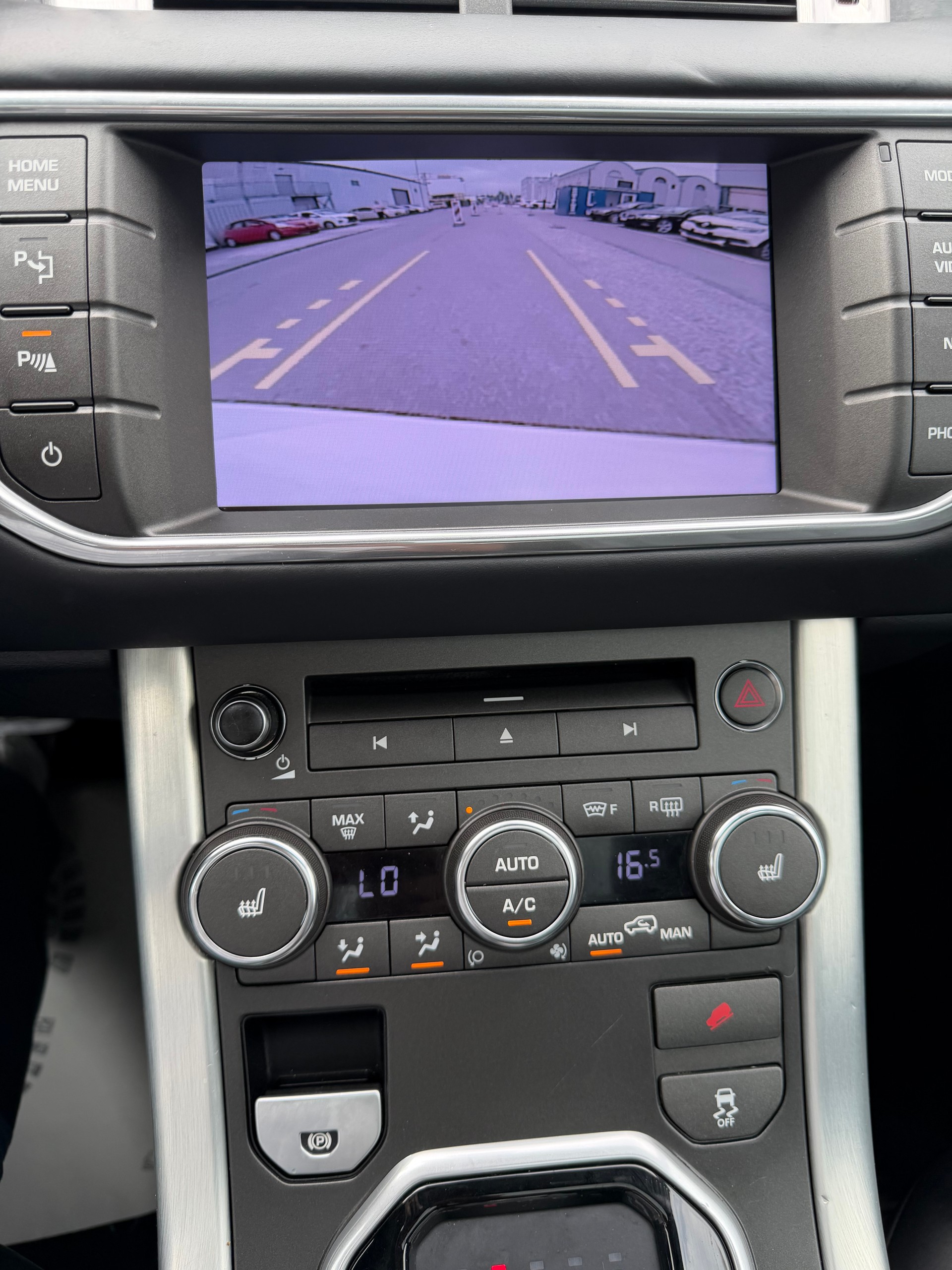 LAND ROVER Range Rover Evoque 2.0 Si4 Prestige AT6-image-17