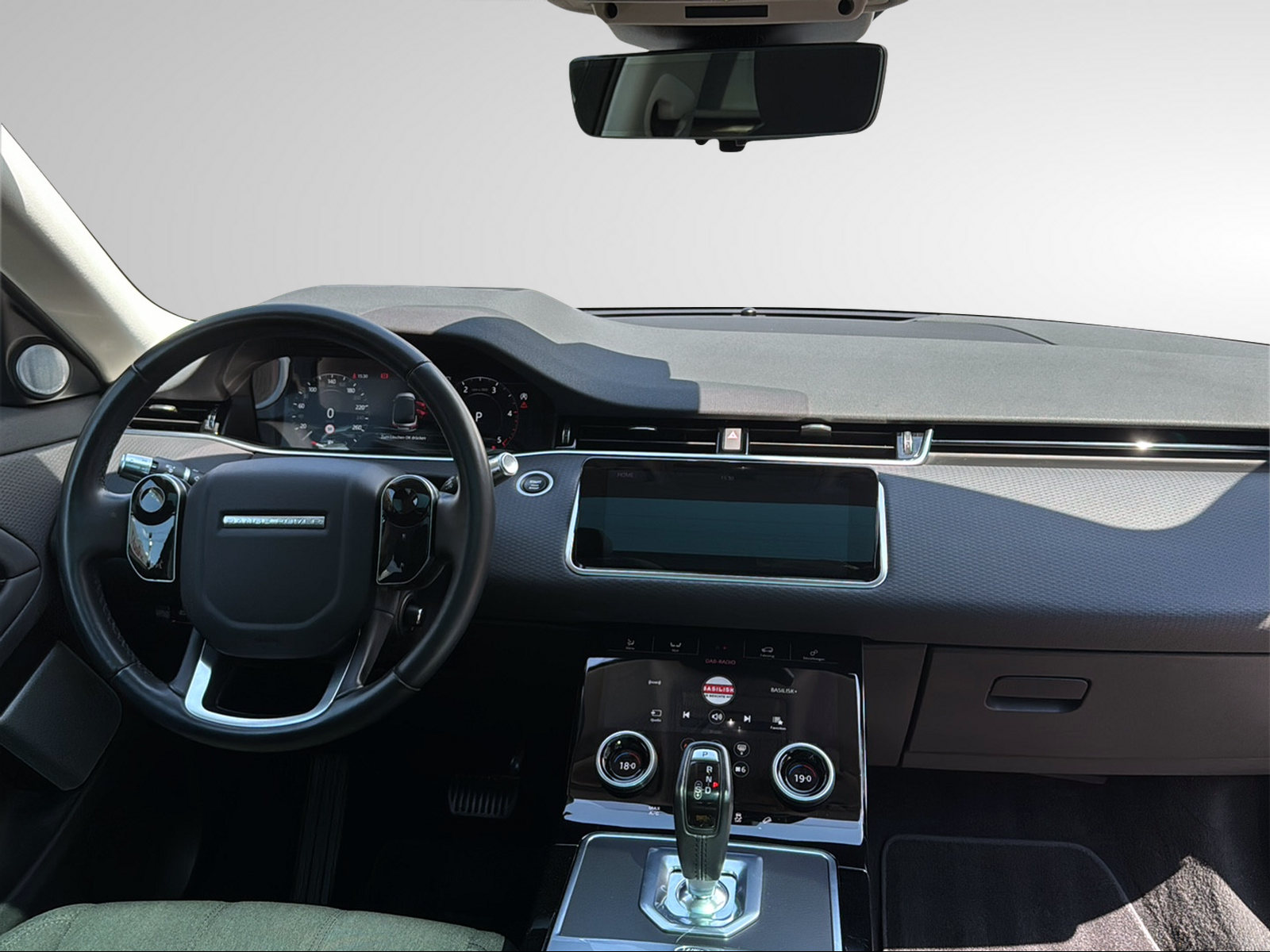 LAND ROVER Range Rover Evoque R-Dynamic D 240 S AT9-image-27