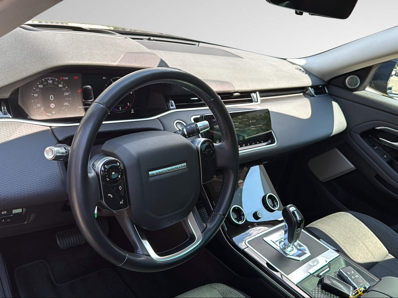 LAND ROVER Range Rover Evoque R-Dynamic D 240 S AT9-image-14