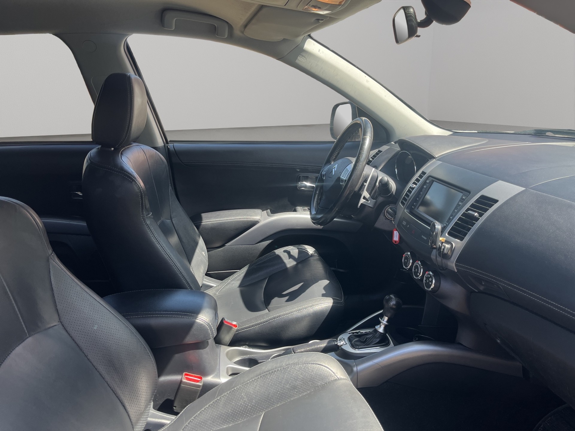 CITROEN C-Crosser 2.2 HDi VTR DCS6-image-13