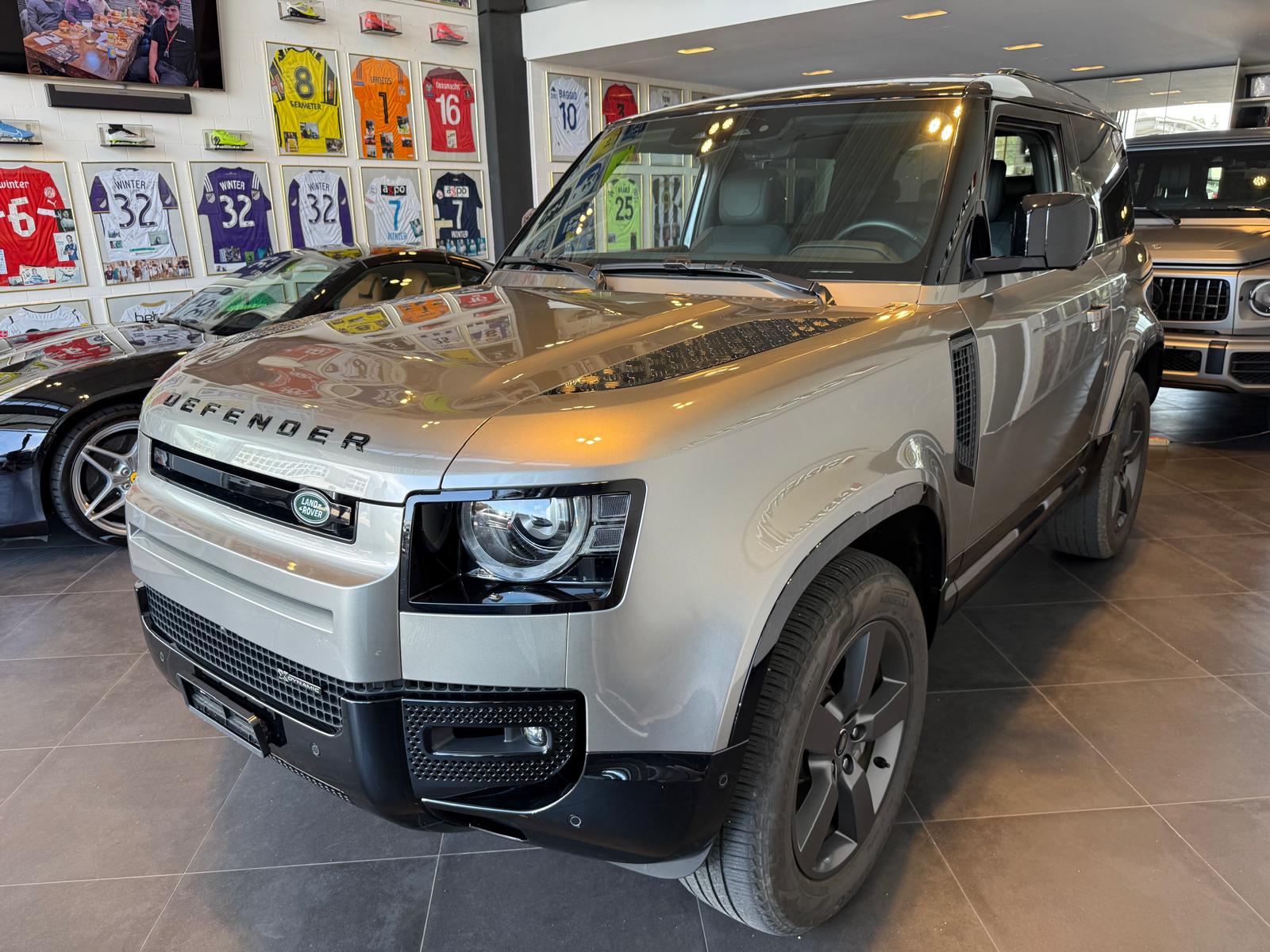 LAND ROVER Defender90 I6 300 X-D HSE-showroom-element-3