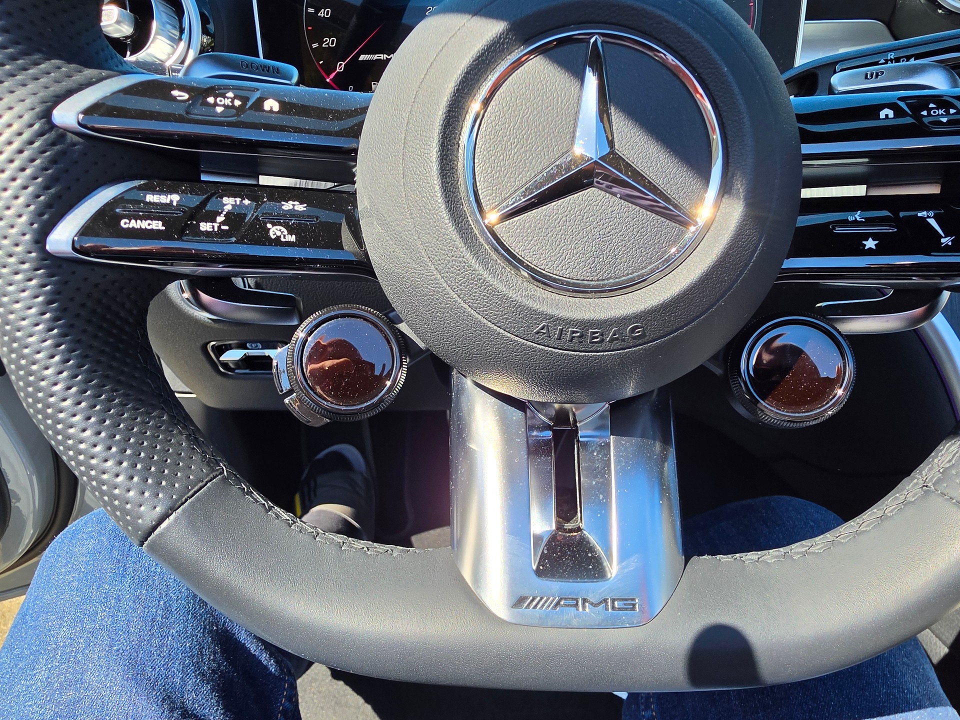 MERCEDES-BENZ CLE 53 AMG 4matic+-image-10