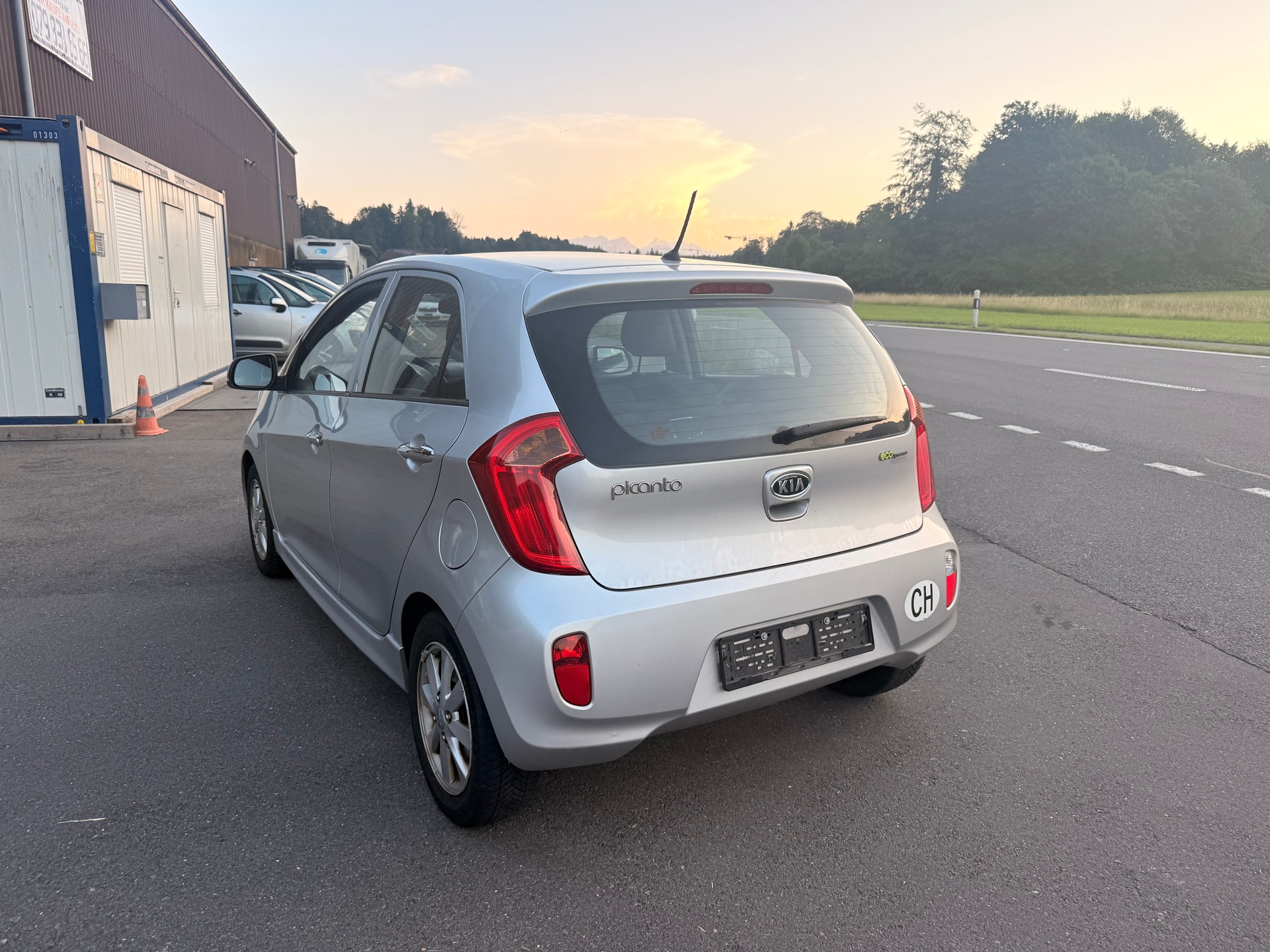 KIA Picanto 1.2 CVVT Trend-image-6