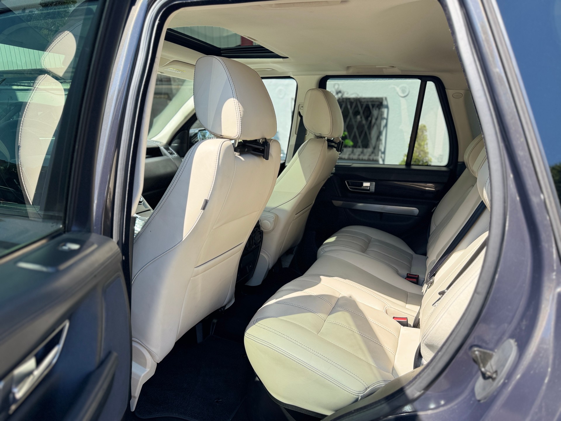 LAND ROVER Range Rover Sport 3.0 TDV6 HSE Automatic-image-7