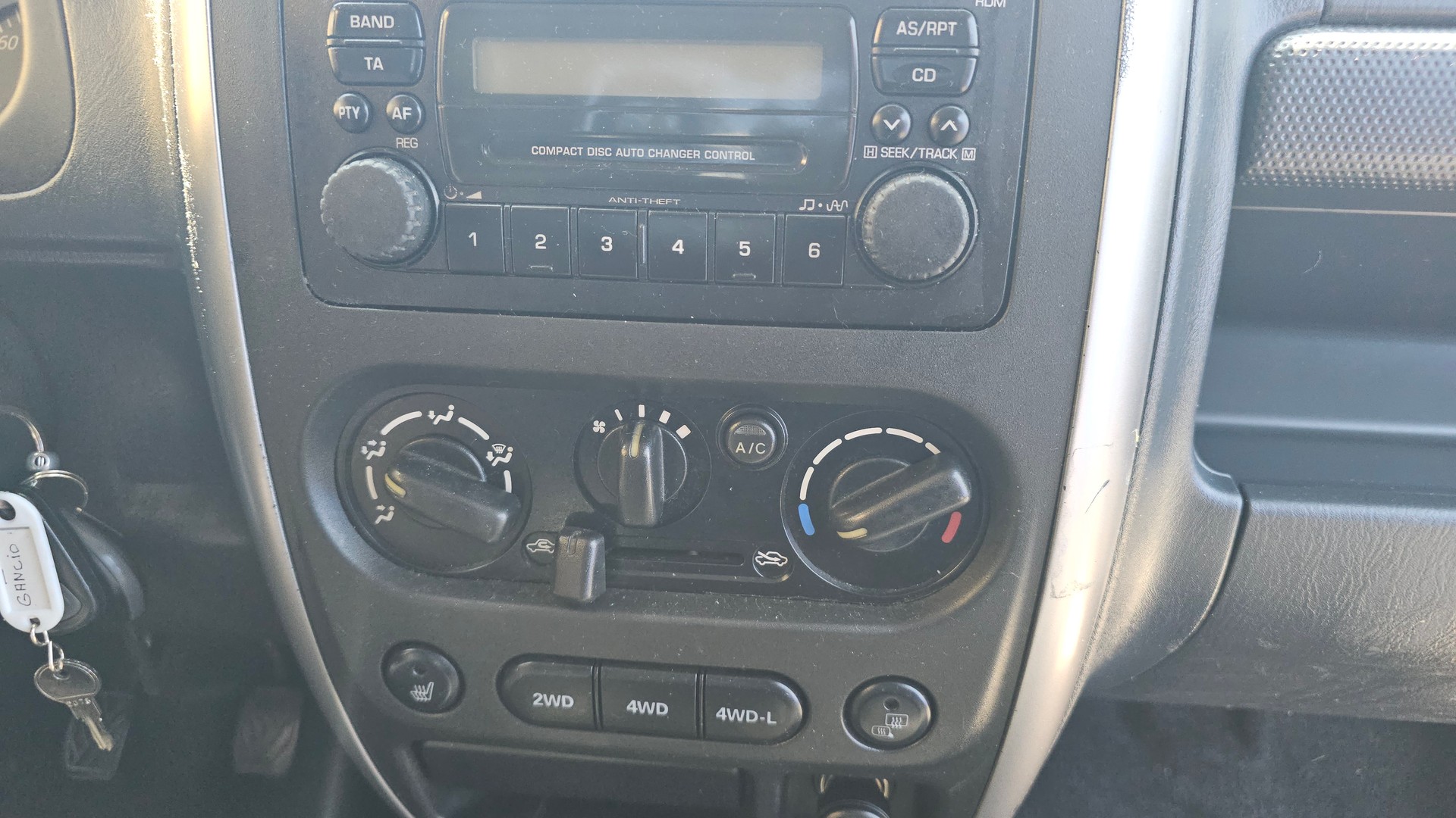 SUZUKI Jimny 1.5 Turbodiesel GL Top Special Edition-image-6