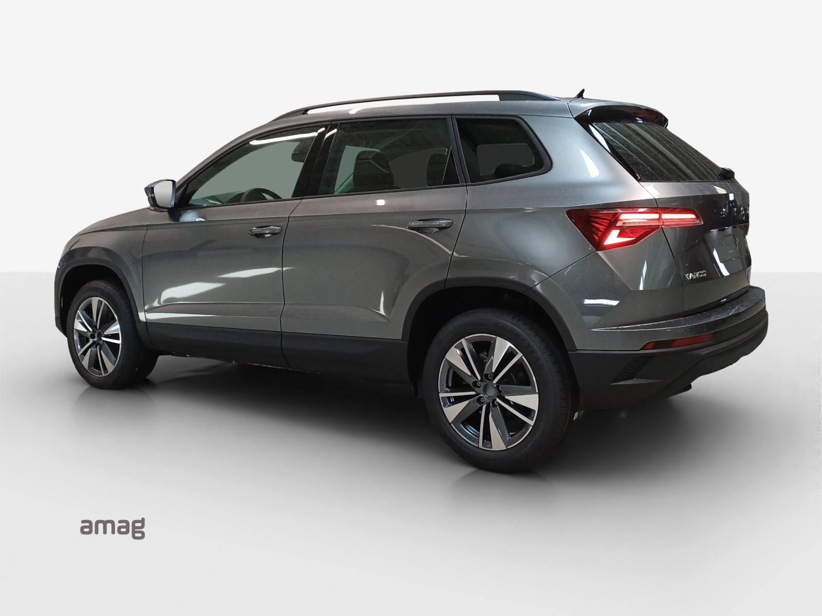 SKODA Karoq 1.5 TSI Dynamic DSG-image-2