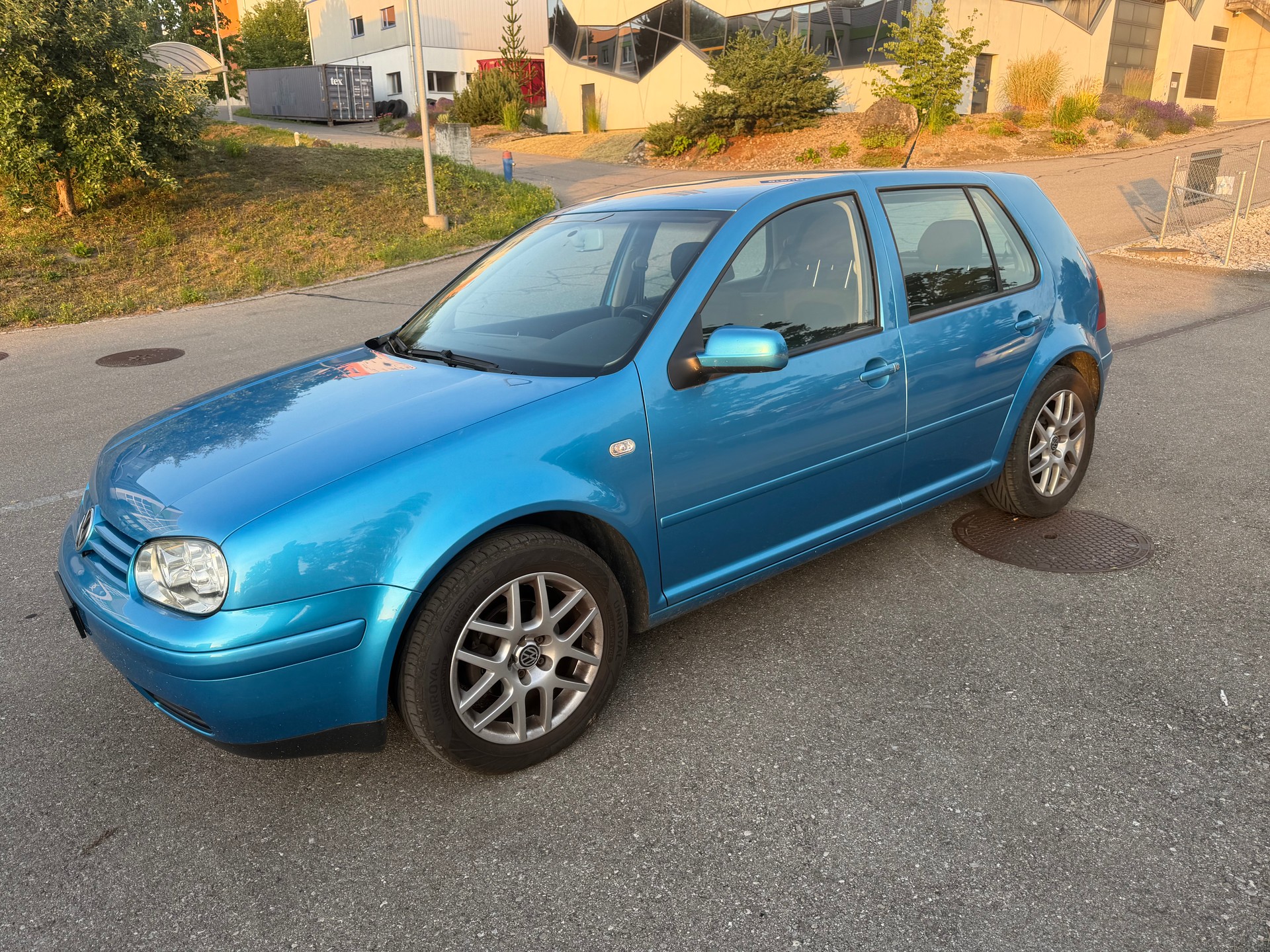 VW Golf 1.6 Comfortline Automatic-image-0