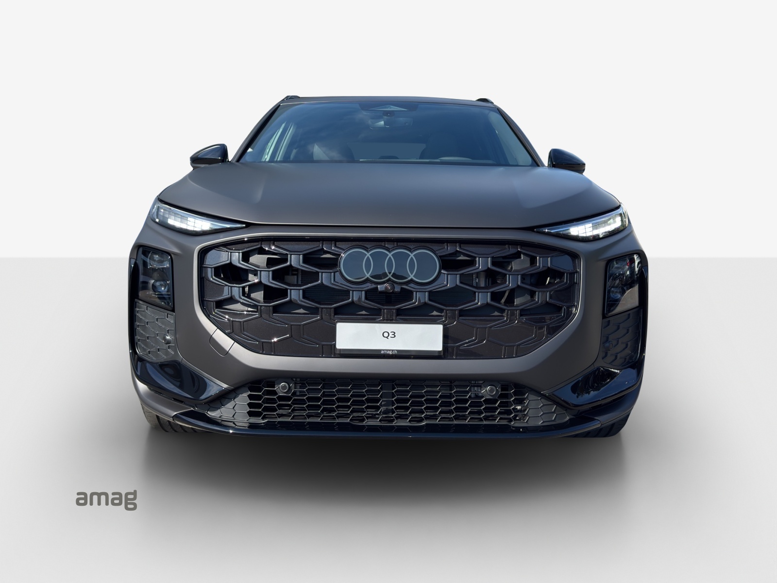 AUDI Q3 SUV TFSI quattro 195 kW S tronic-image-6