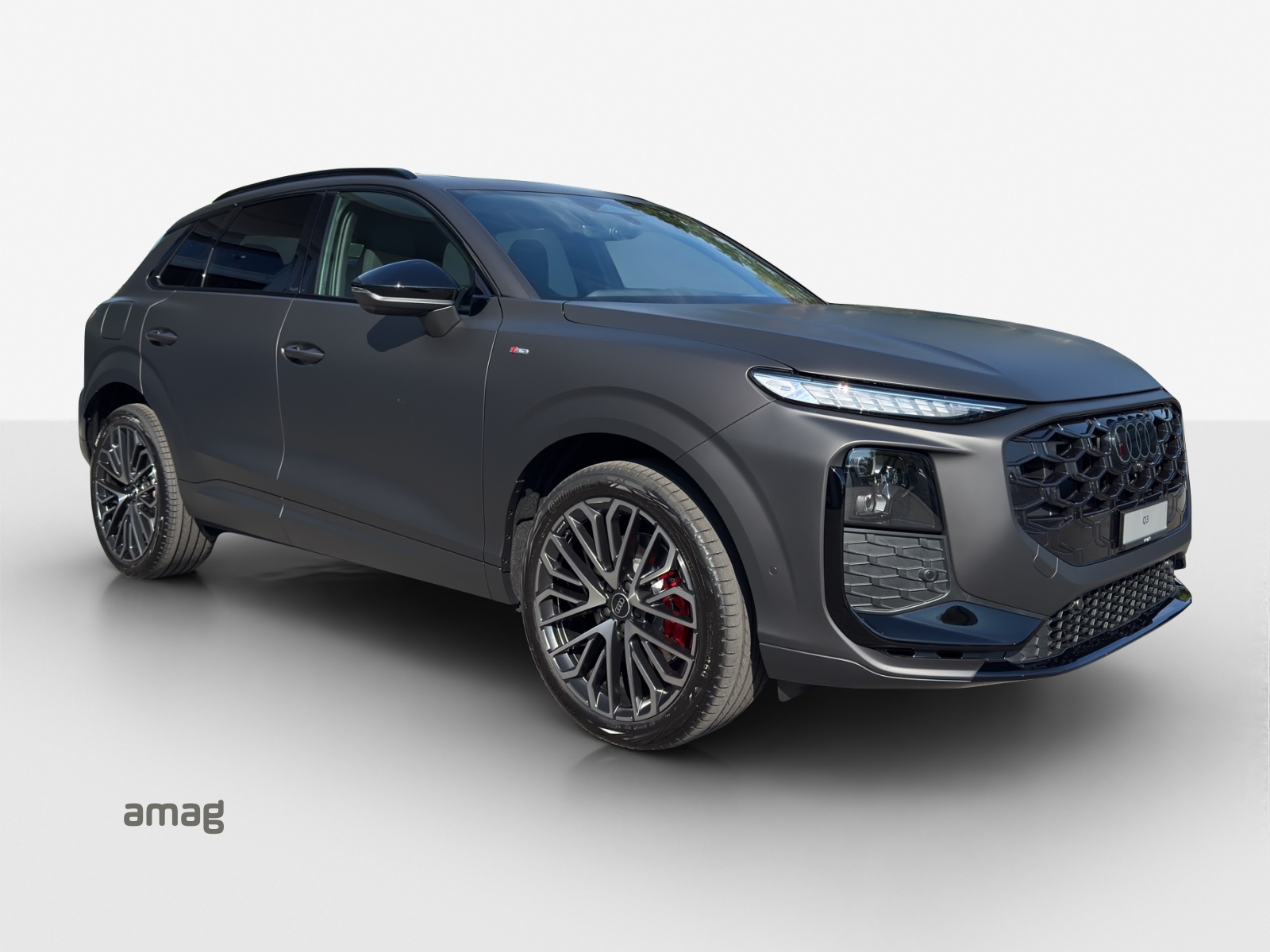 AUDI Q3 SUV TFSI quattro 195 kW S tronic-image-5