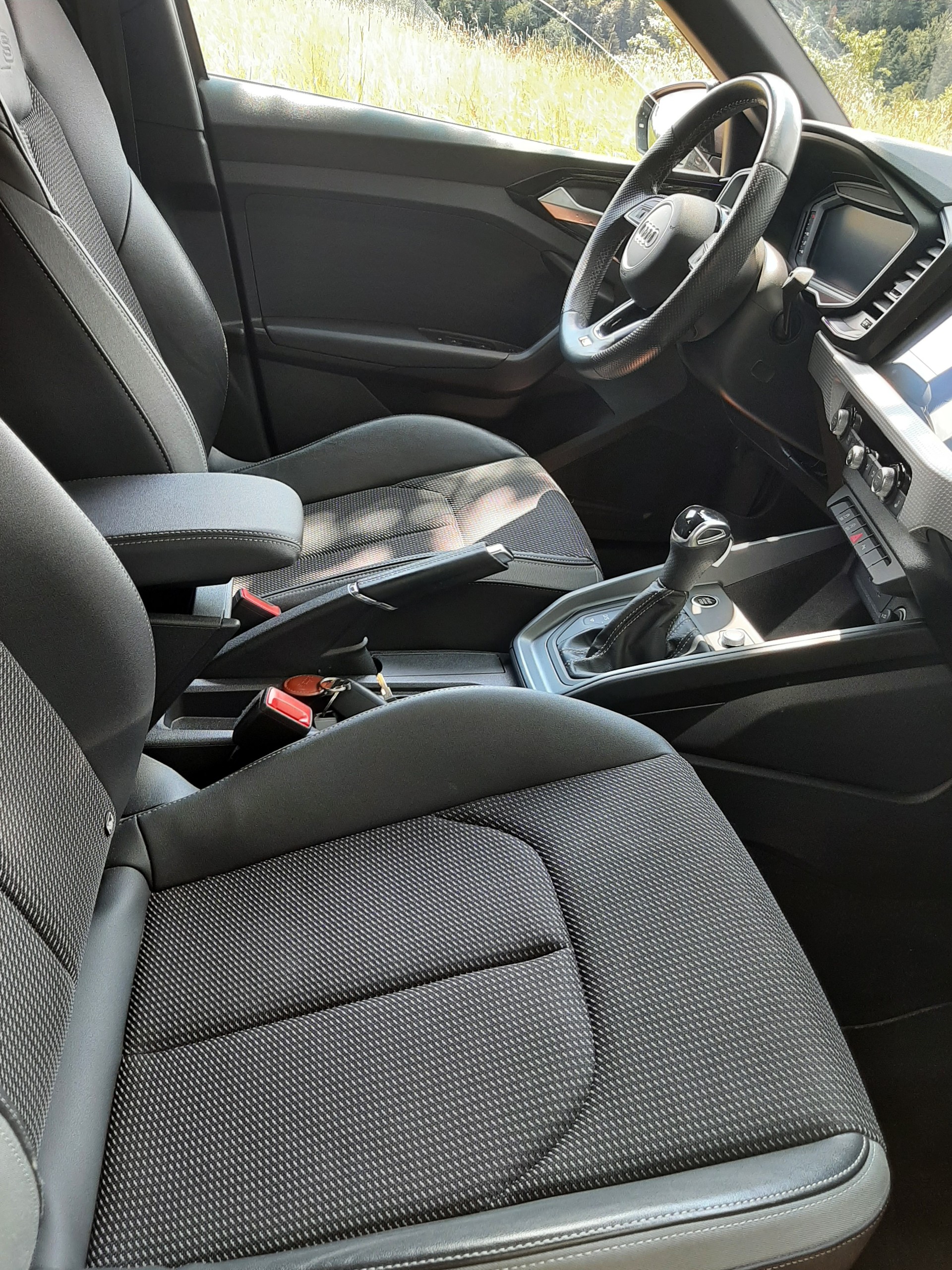 AUDI A1 Sportback 30 TFSI S Line S-tronic-image-11