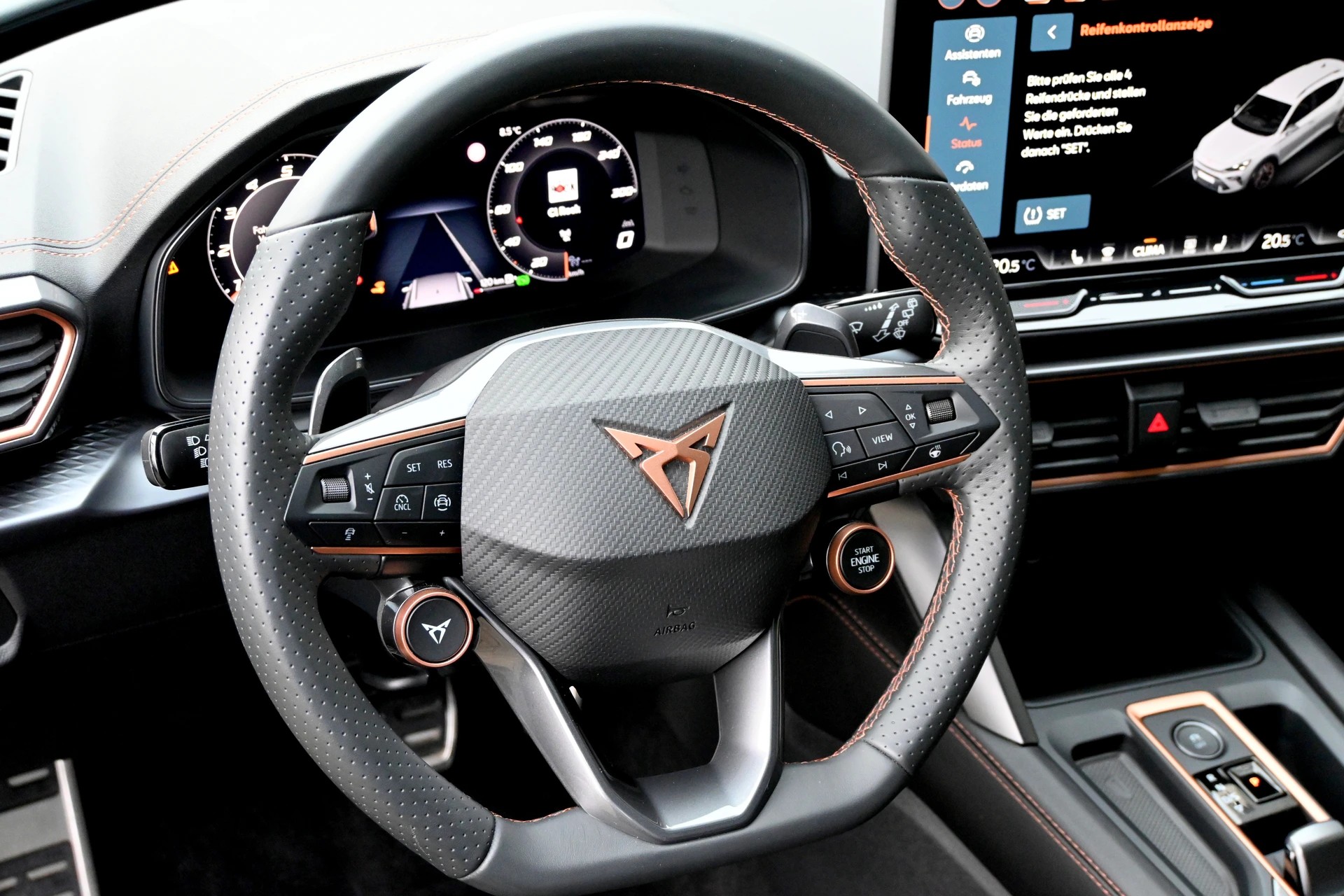 CUPRA Formentor 2.0TSI VZ 4Drive DSG 333PS-image-14