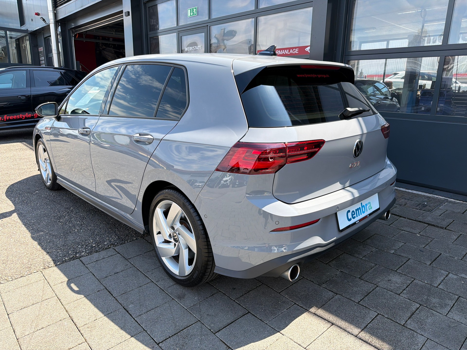 VW Golf 2.0 TSI GTI DSG-image-3