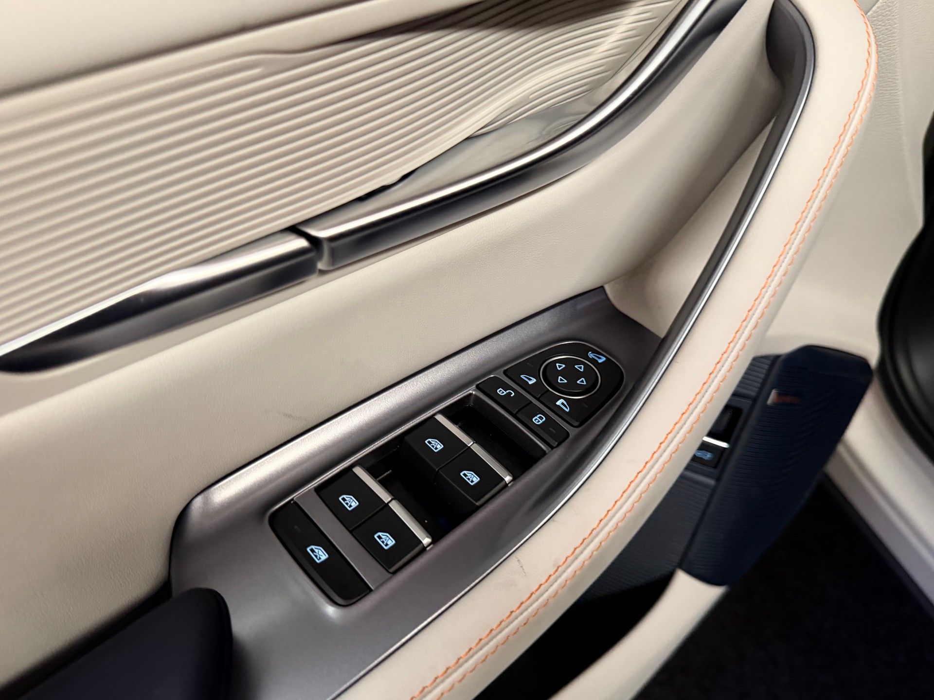 BYD Seal U Design Elektro 87kwh-image-9