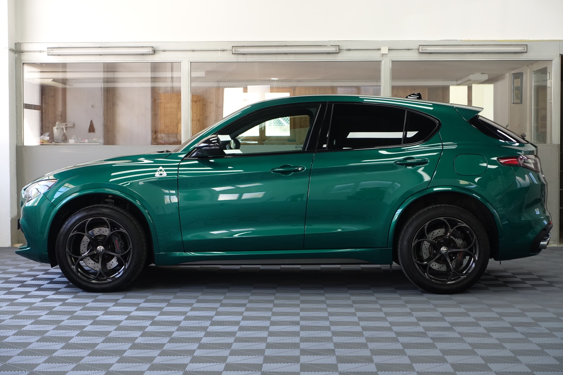 ALFA ROMEO Stelvio 2.9 V6 Quadrifoglio Q4 AT8-image-2
