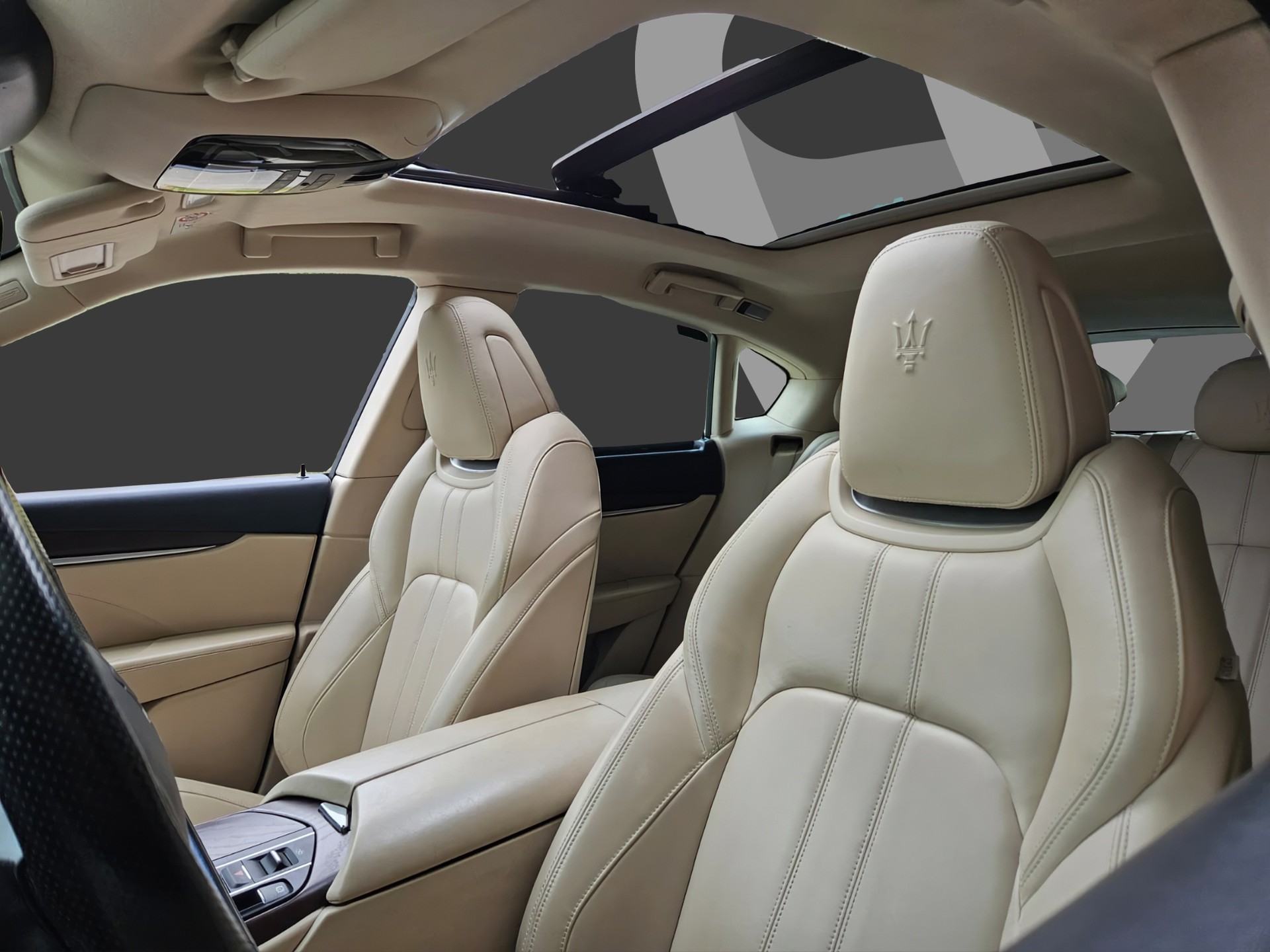 MASERATI Levante S 3.0 V6 Automatica-image-9