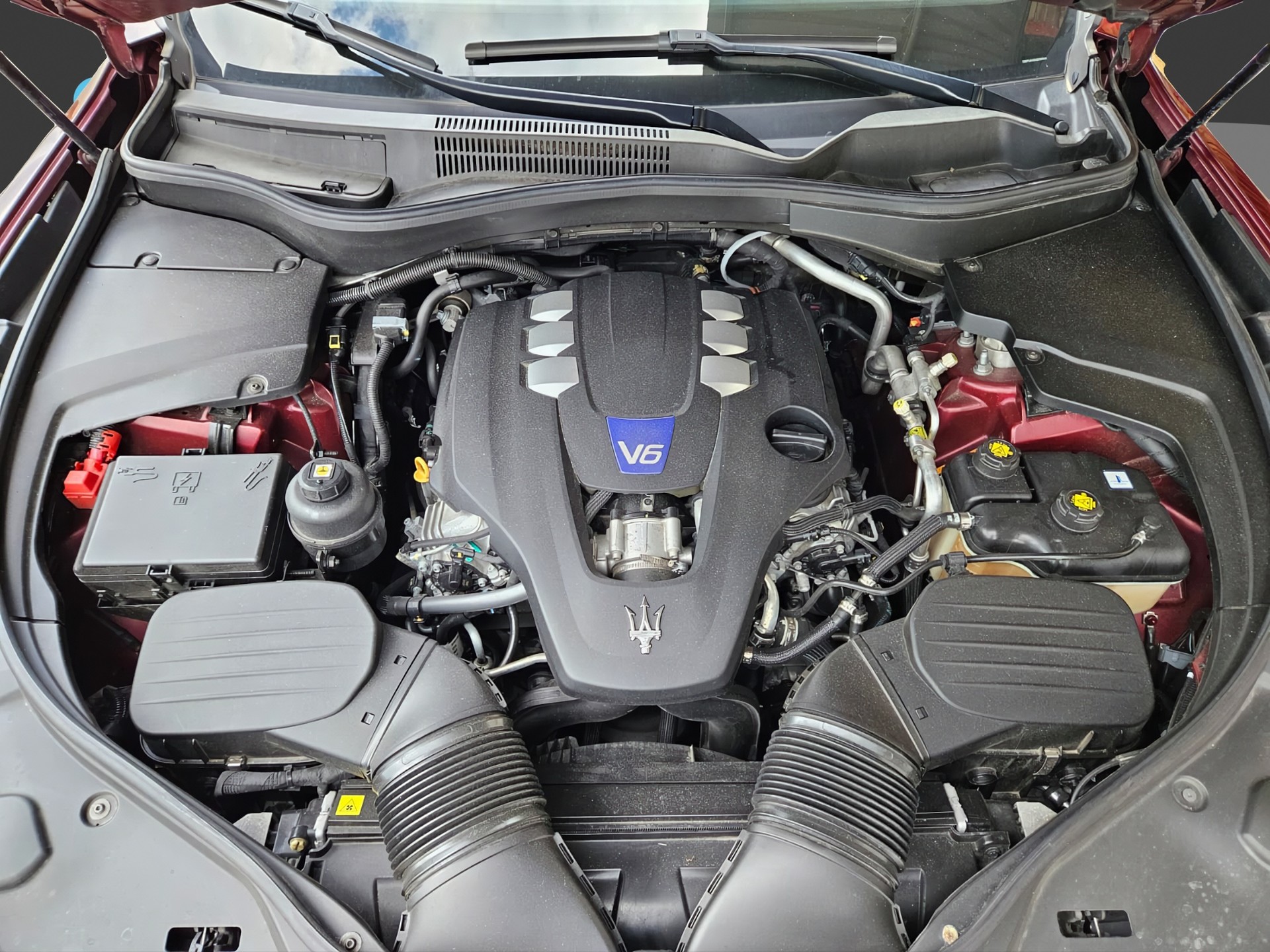 MASERATI Levante S 3.0 V6 Automatica-image-8