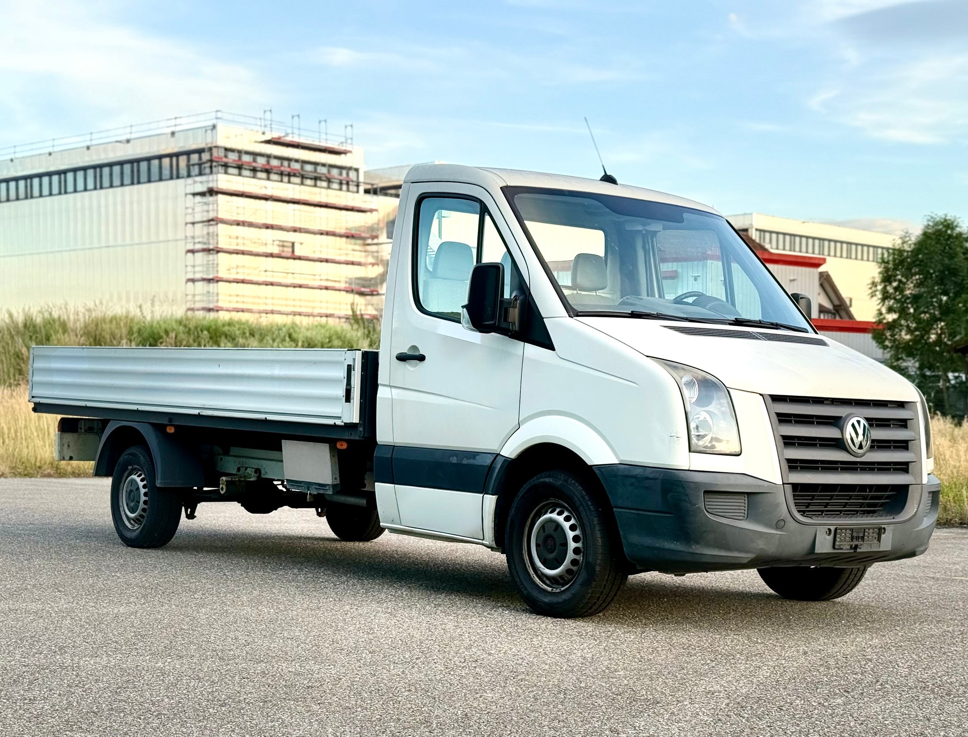 VW Crafter 35 LONG 2.5 TDI 136 PS-image-0