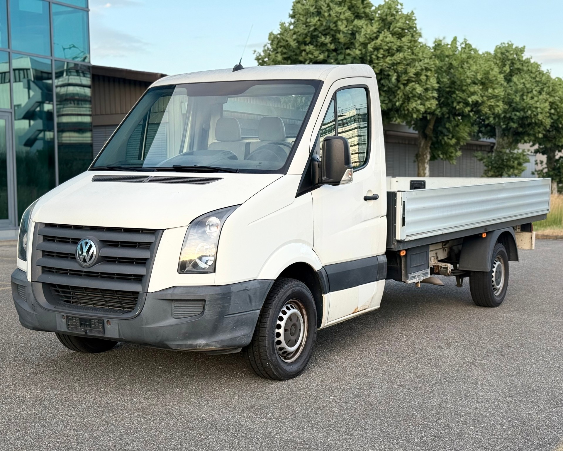 VW Crafter 35 LONG 2.5 TDI 136 PS-image-2
