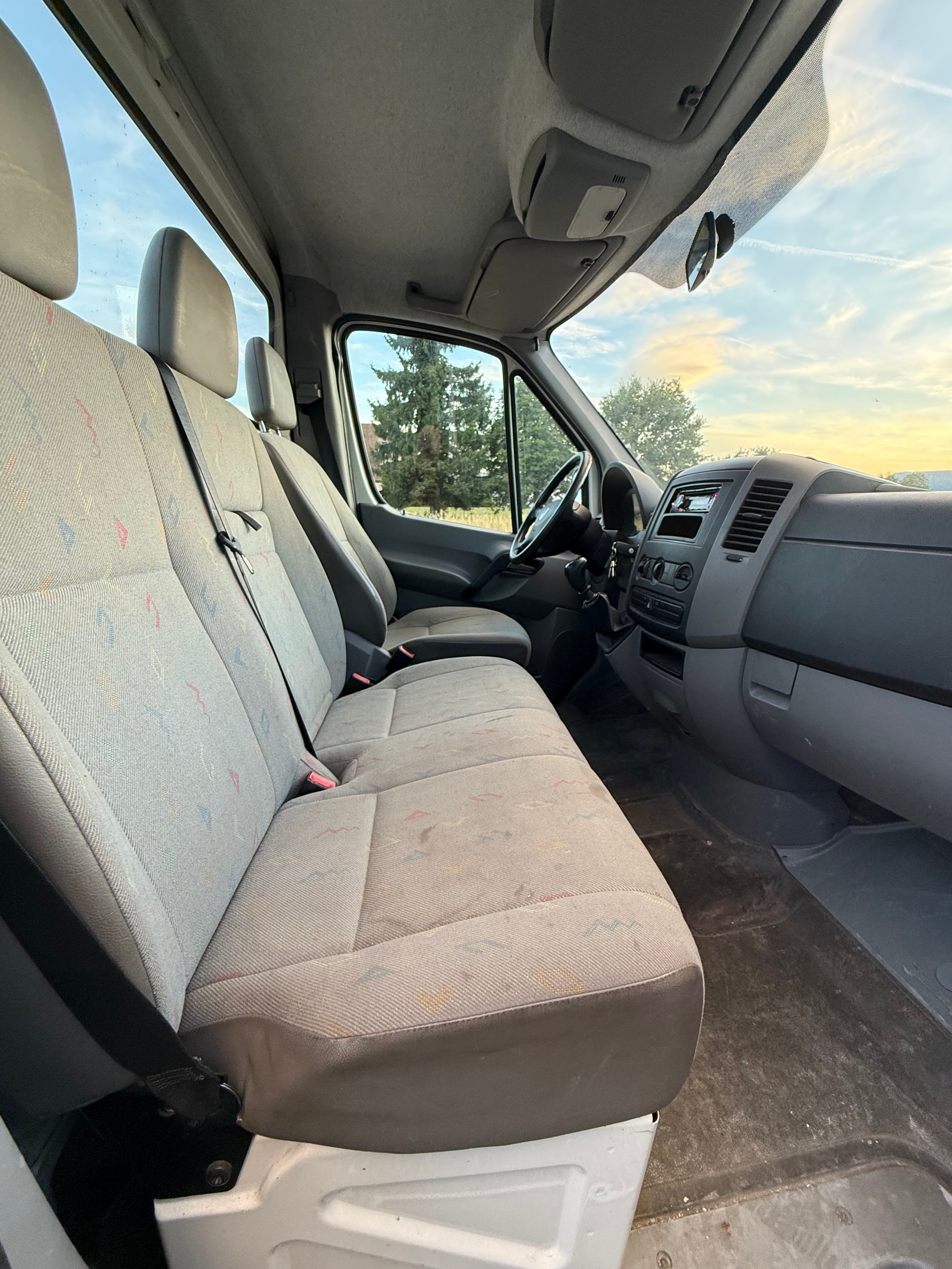 VW Crafter 35 LONG 2.5 TDI 136 PS-image-11