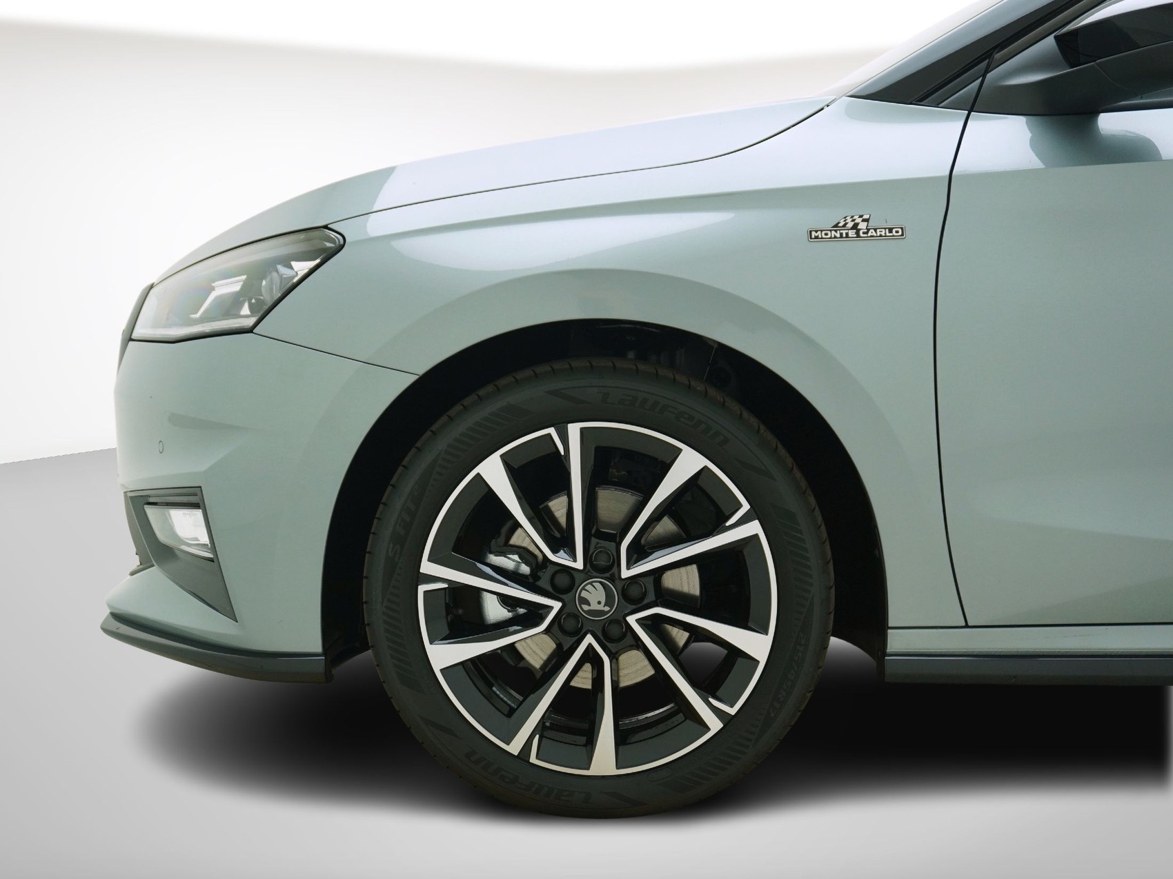 SKODA Fabia 1.5 TSI Monte Carlo DSG-image-8
