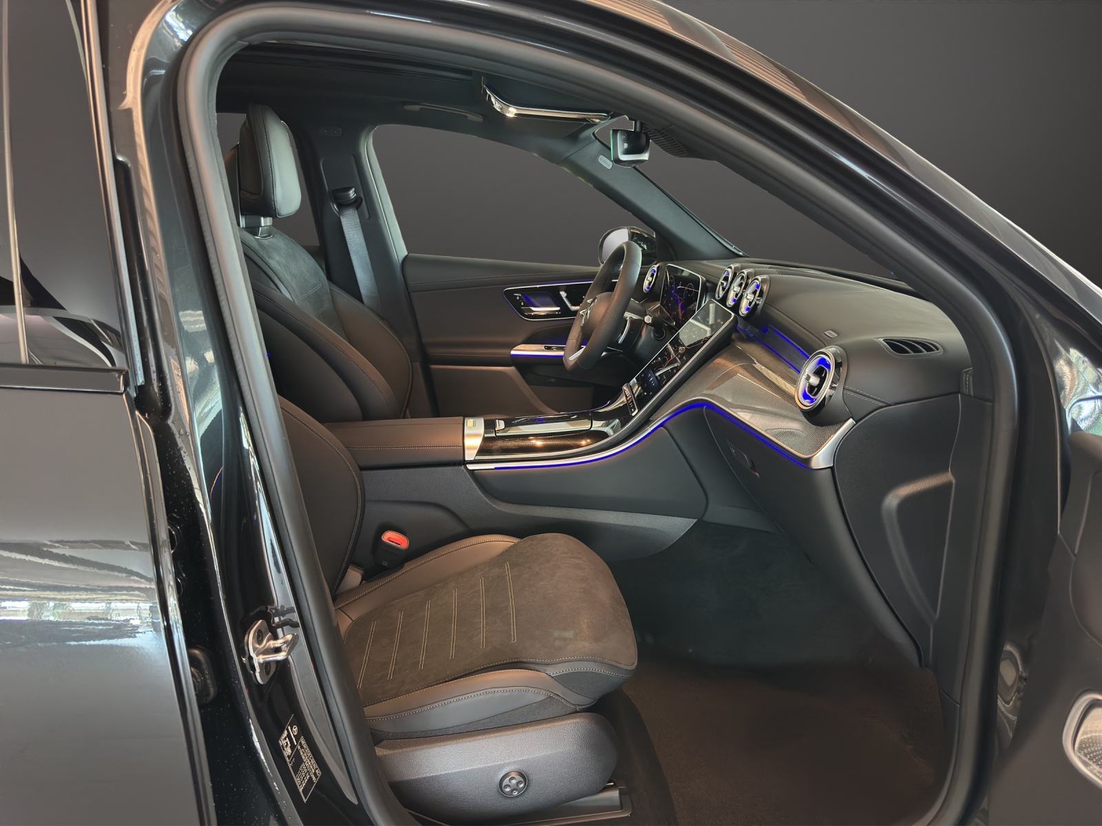 MERCEDES-BENZ GLC 220 d 4M 9G-Tronic-image-10