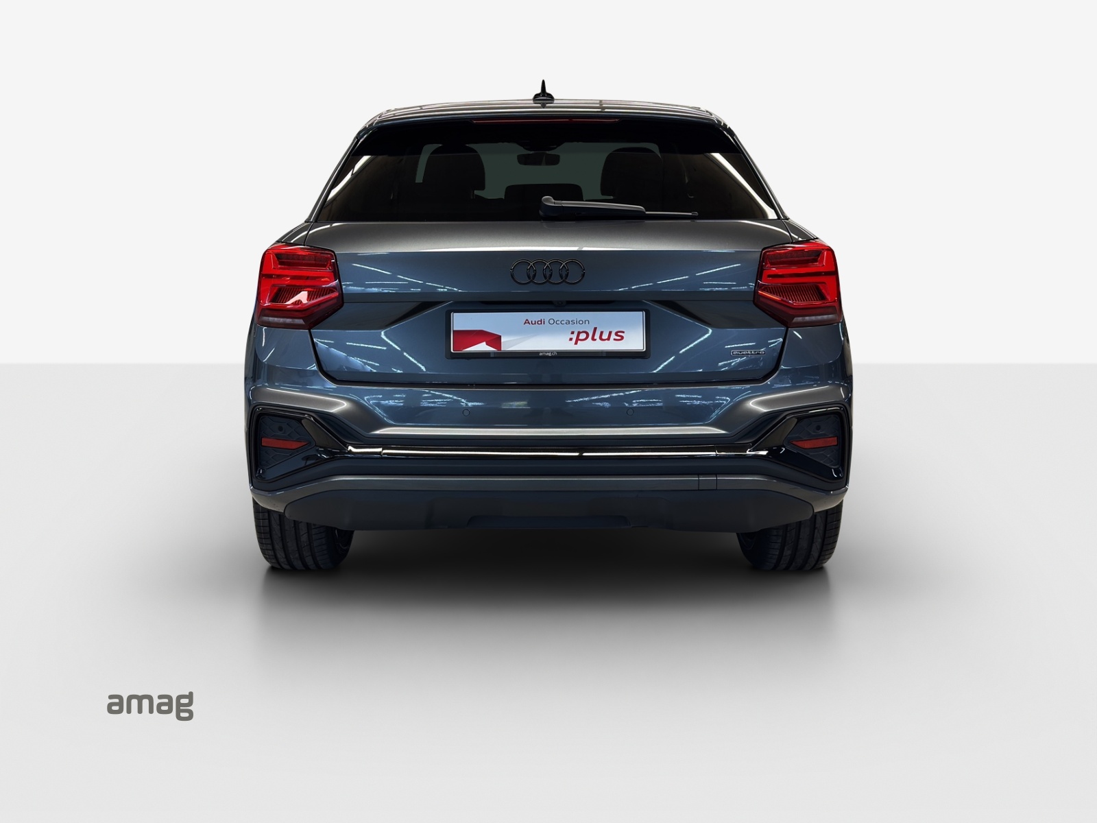 AUDI Q2 40 TFSI S line Attraction quattro S-tronic-image-3