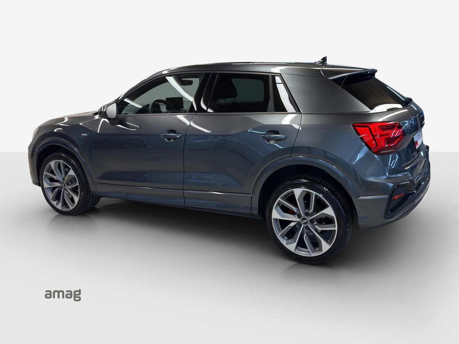 AUDI Q2 40 TFSI S line Attraction quattro S-tronic-image-2