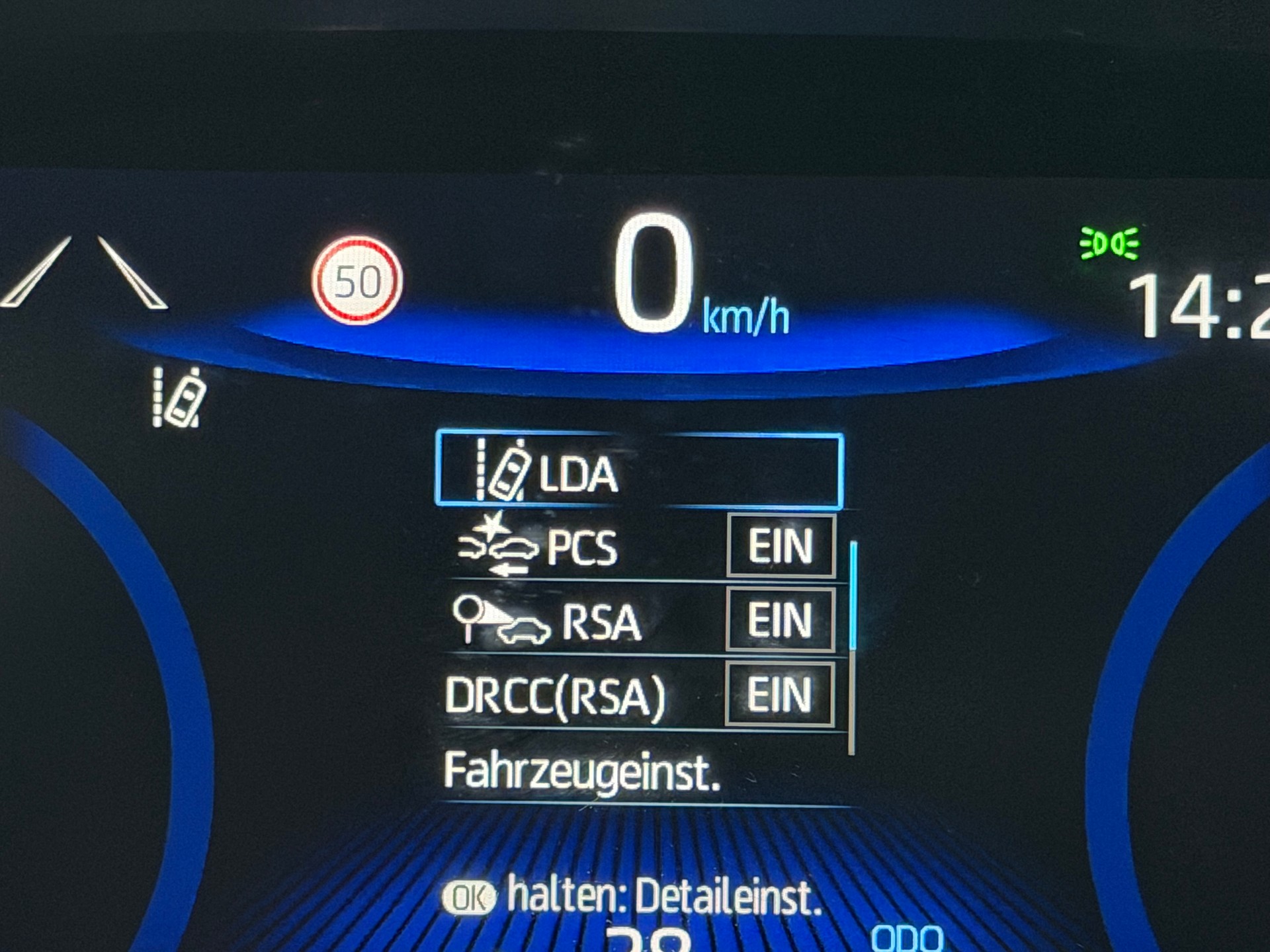 TOYOTA Corolla Touring Sports 1.2 Turbo Comfort | CH-Auto | Frisch MFK | 1-Hand-image-19