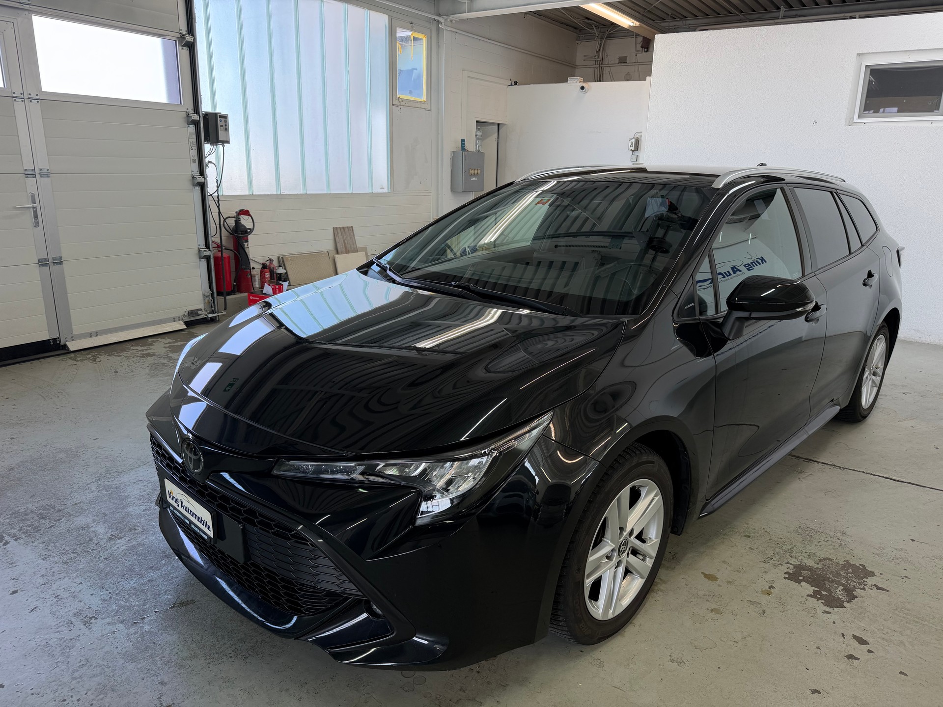 TOYOTA Corolla Touring Sports 1.2 Turbo Comfort | CH-Auto | Frisch MFK | 1-Hand-image-1
