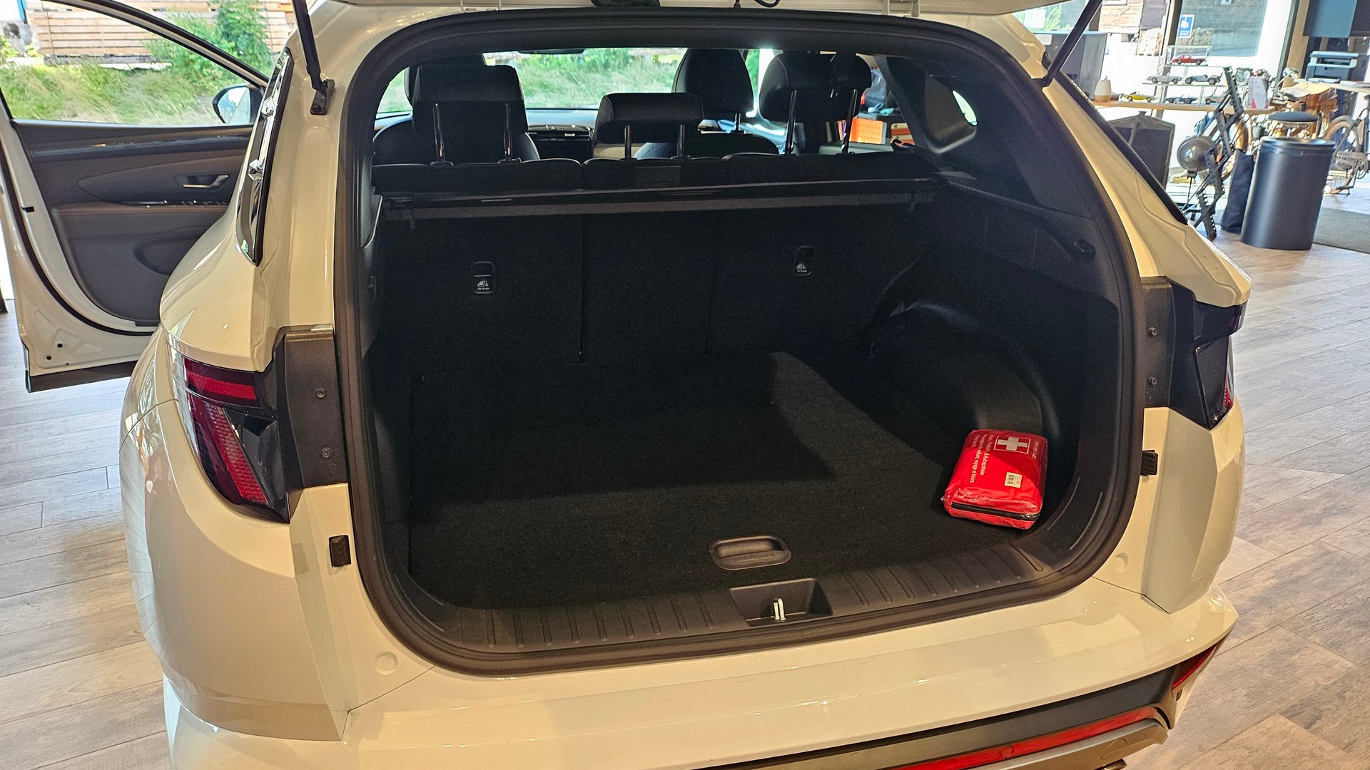HYUNDAI Tucson 1.6 TGDI PHEV N Line 4WD-image-28