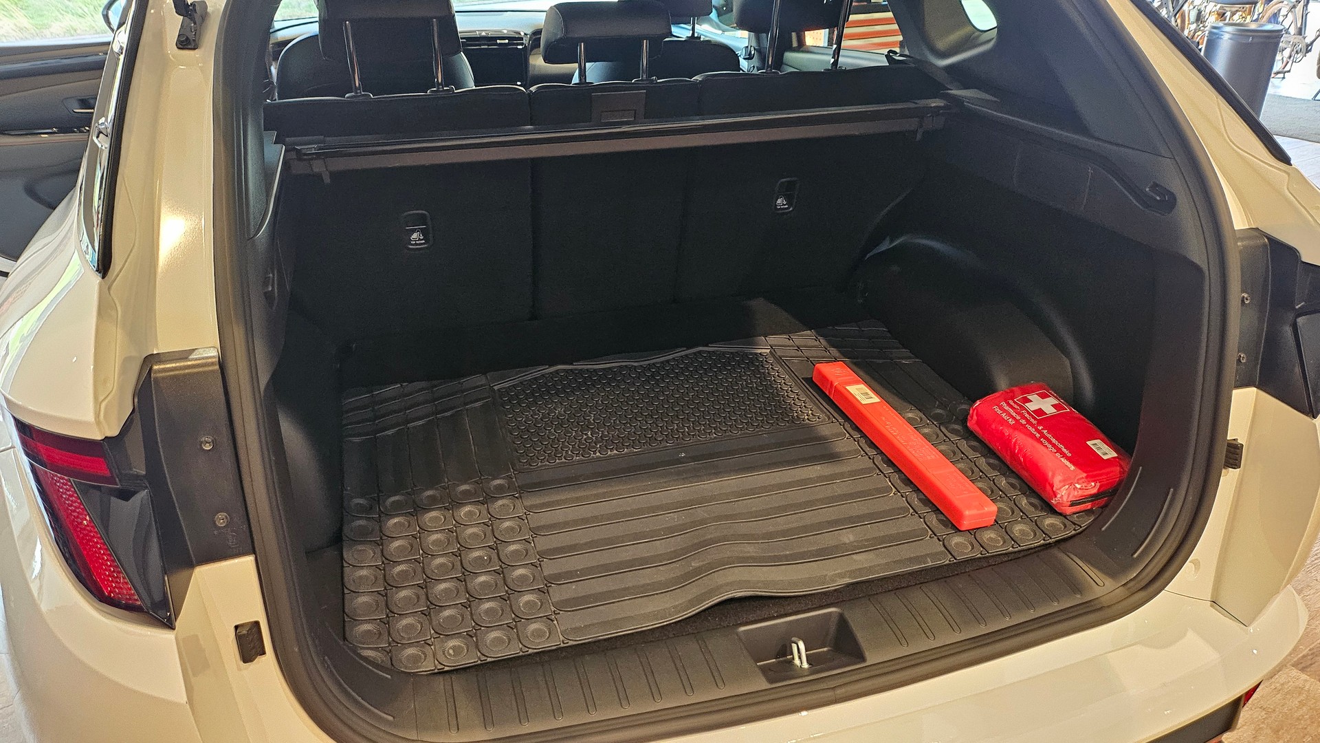 HYUNDAI Tucson 1.6 TGDI PHEV N Line 4WD-image-27