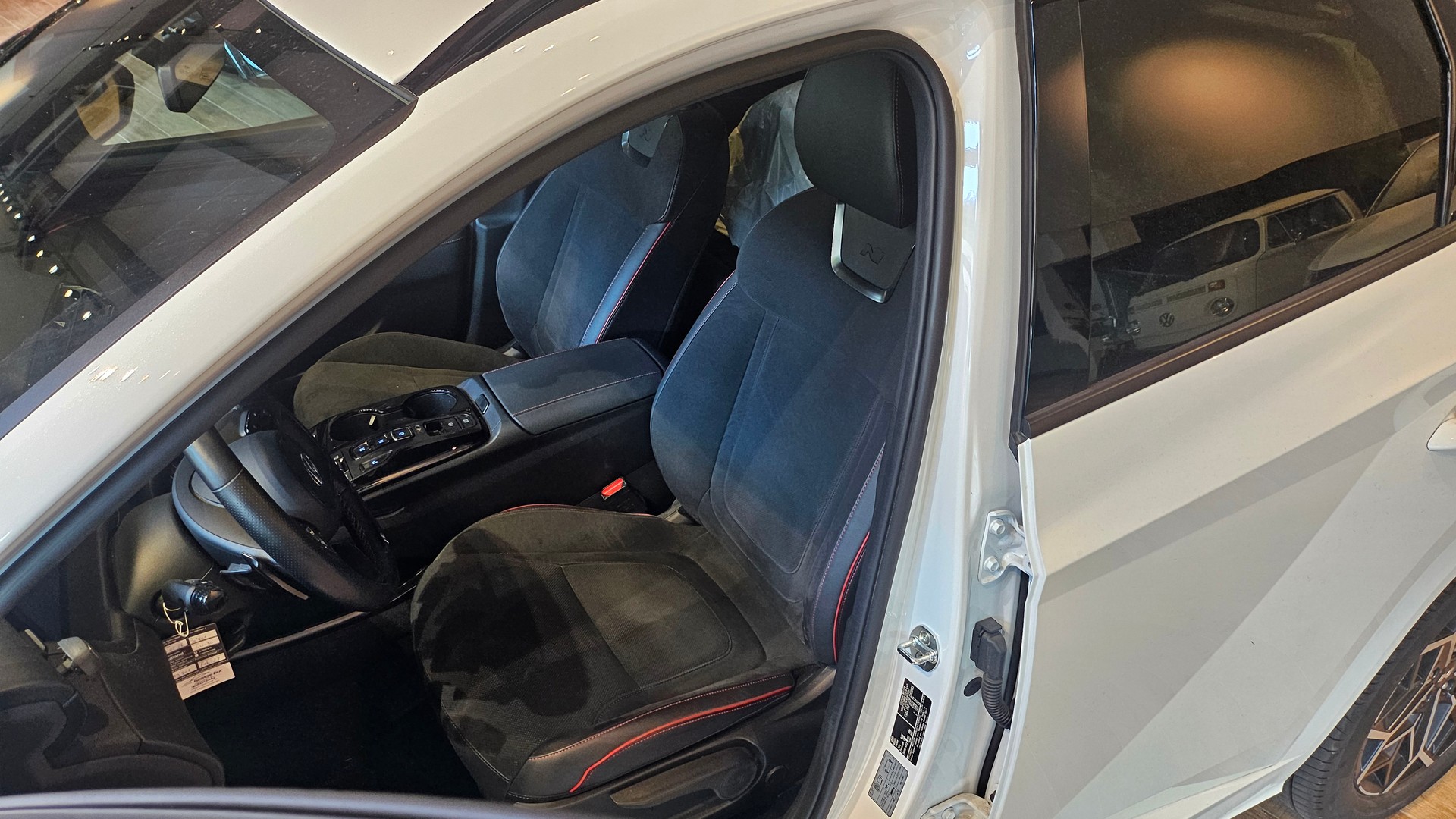HYUNDAI Tucson 1.6 TGDI PHEV N Line 4WD-image-22
