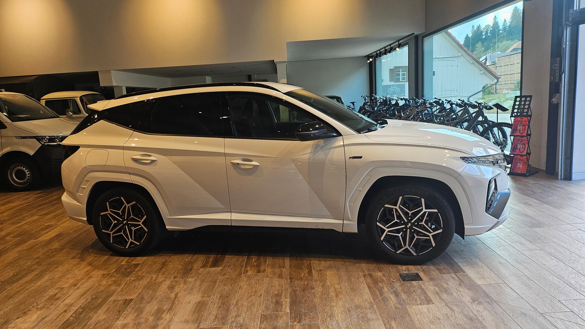 HYUNDAI Tucson 1.6 TGDI PHEV N Line 4WD-image-6